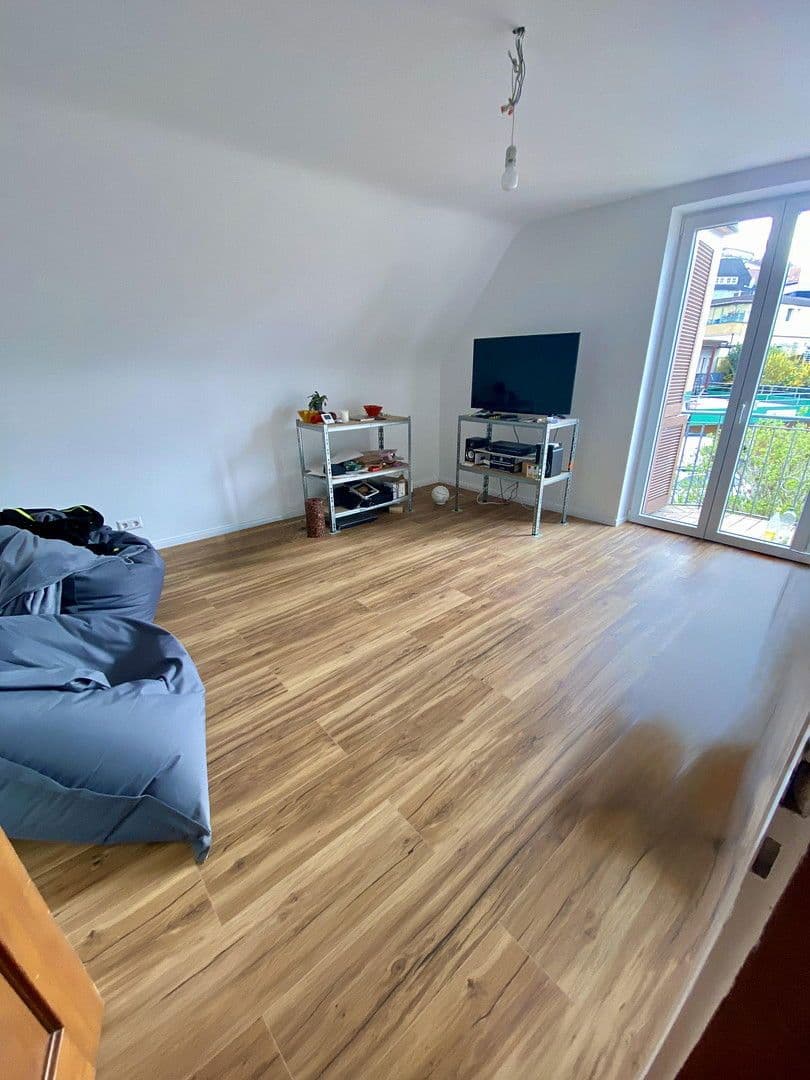 Prodej domu 170 m², pozemek 444 m², Schwarzmattstr. 1, Badenweiler, Bádensko-Württembersko Prodej domu 170 m², pozemek 444 m², Schwarzmattstr. 1, Badenweiler, Bádensko-Württembersko