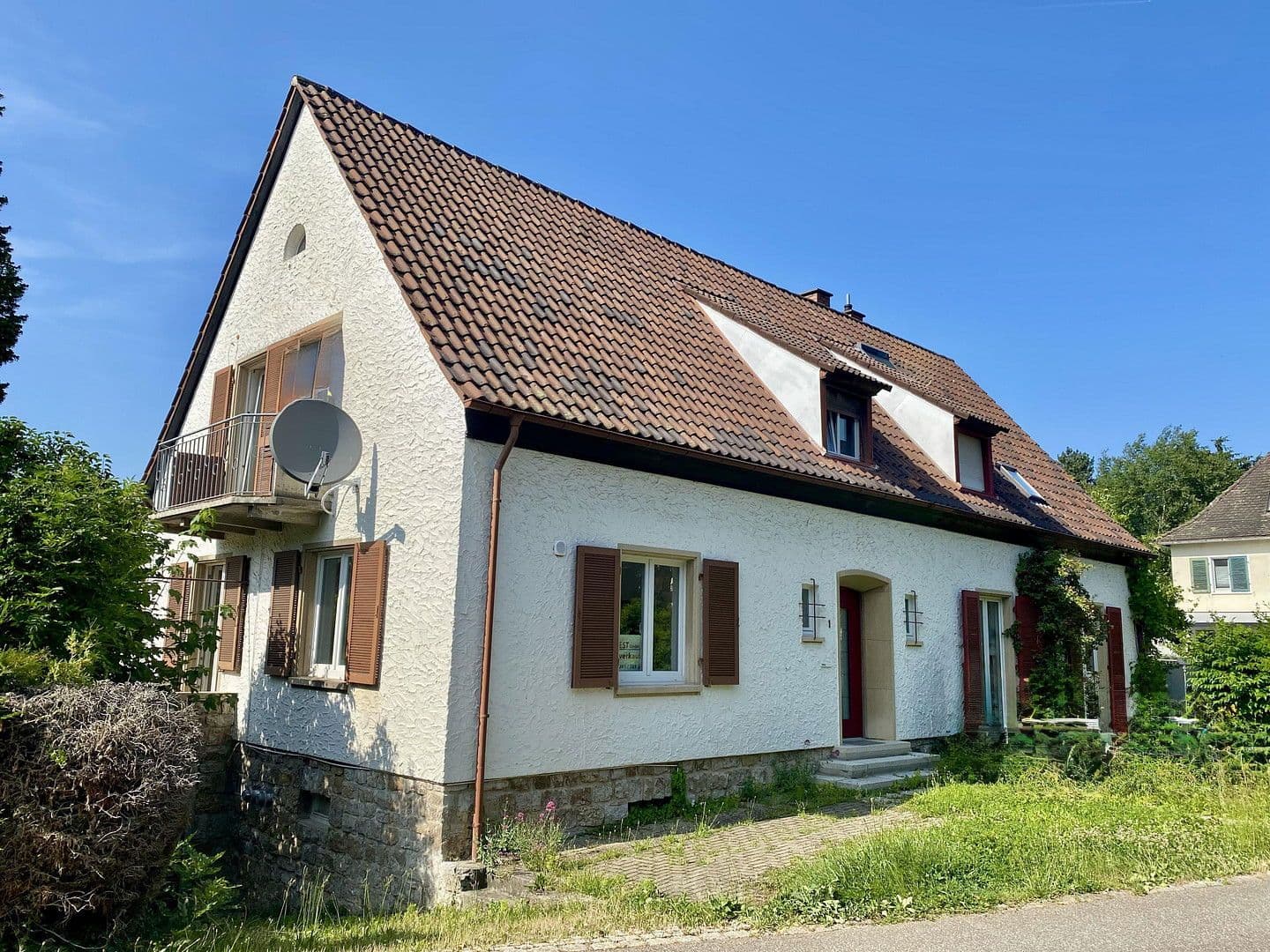 Prodej domu 170 m², pozemek 444 m², Schwarzmattstr. 1, Badenweiler, Bádensko-Württembersko Prodej domu 170 m², pozemek 444 m², Schwarzmattstr. 1, Badenweiler, Bádensko-Württembersko