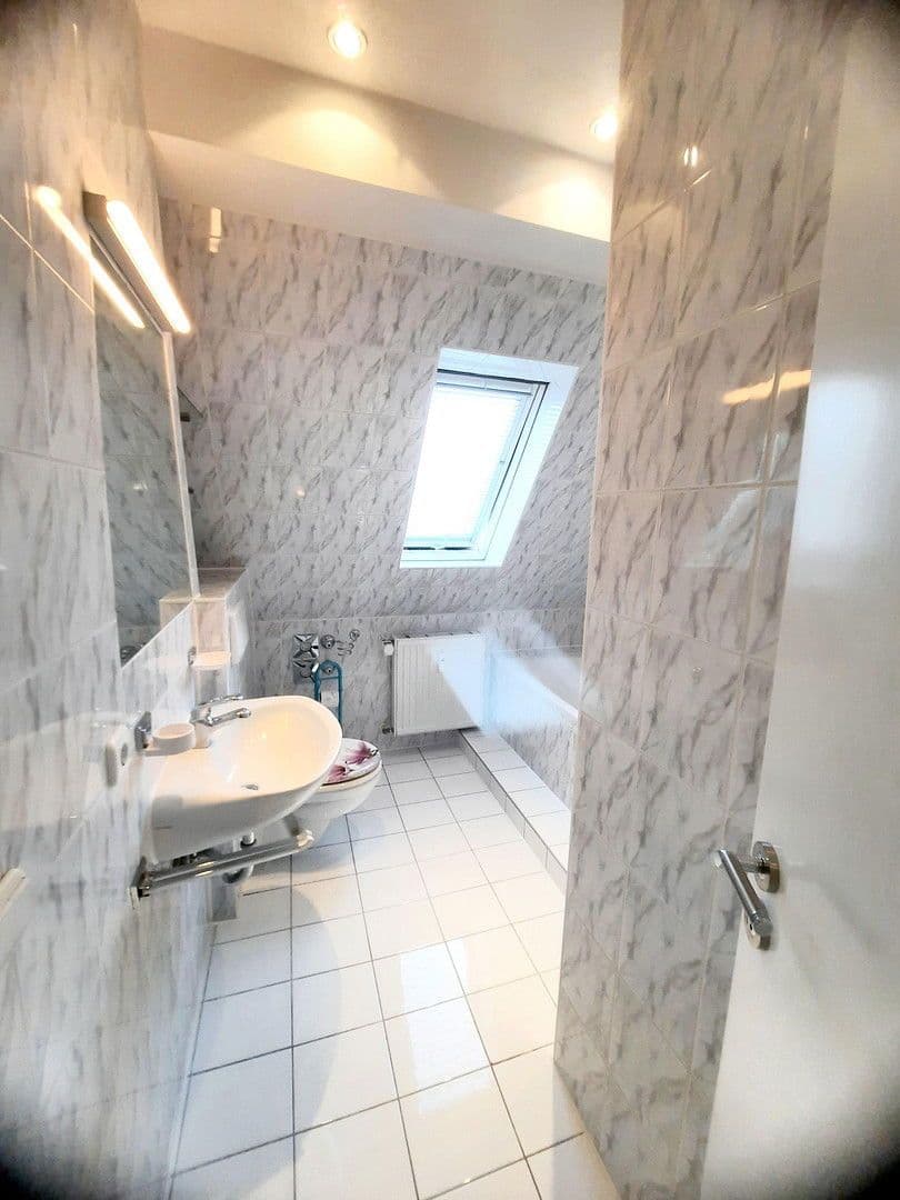 Pronájem bytu 2+1 65 m², Bobingen, Bavorsko Pronájem bytu 2+1 65 m², Bobingen, Bavorsko