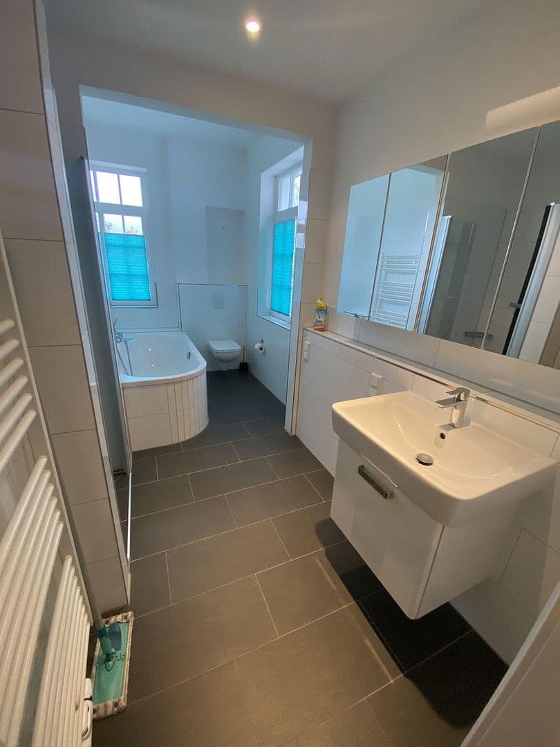 Prodej domu 287 m², pozemek 680 m², Hannover, Dolní Sasko Prodej domu 287 m², pozemek 680 m², Hannover, Dolní Sasko