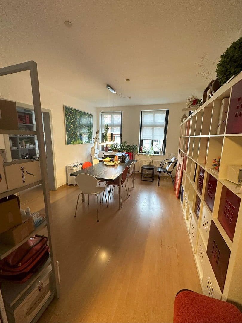 Pronájem kanceláře 166 m², Wolfsburg, Dolní Sasko Pronájem kanceláře 166 m², Wolfsburg, Dolní Sasko