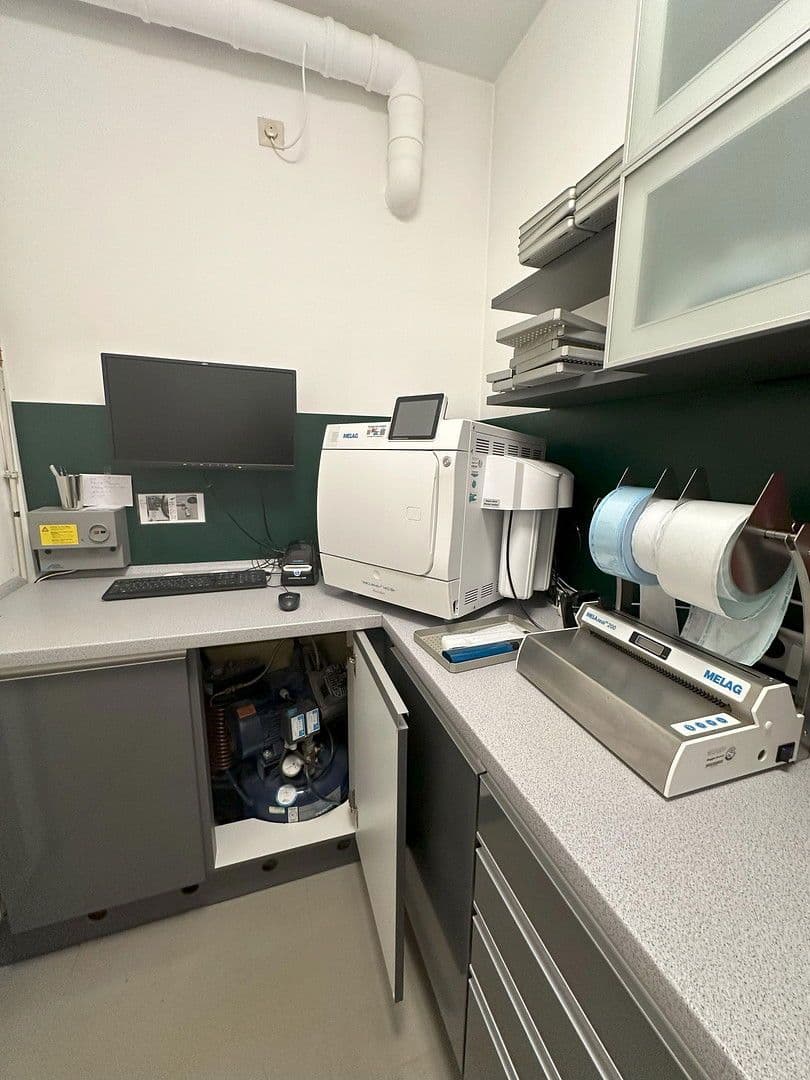 Pronájem kanceláře 166 m², Wolfsburg, Dolní Sasko Pronájem kanceláře 166 m², Wolfsburg, Dolní Sasko