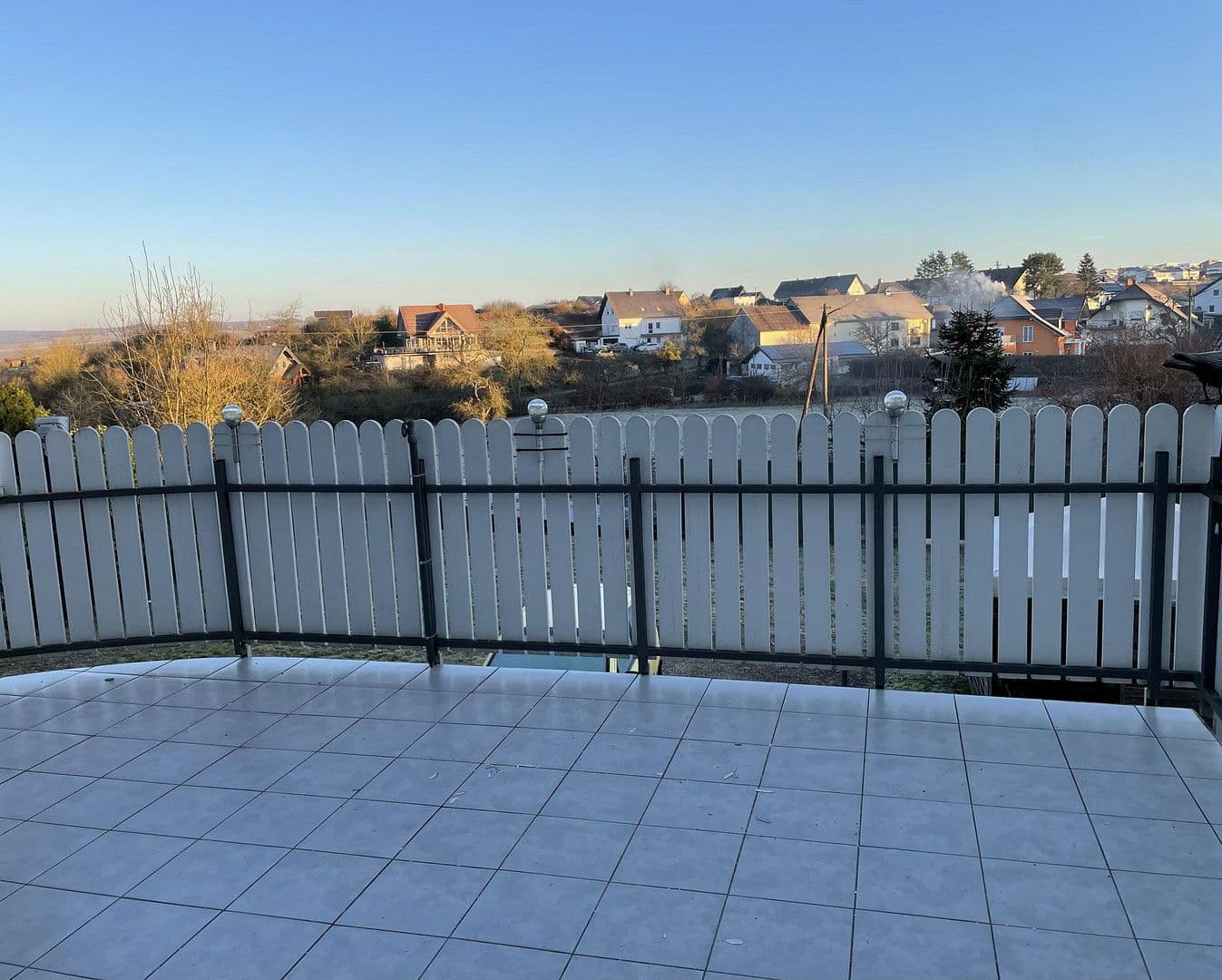 Pronájem bytu 4+1 165 m², Wincheringen, Porýní-Falc Pronájem bytu 4+1 165 m², Wincheringen, Porýní-Falc