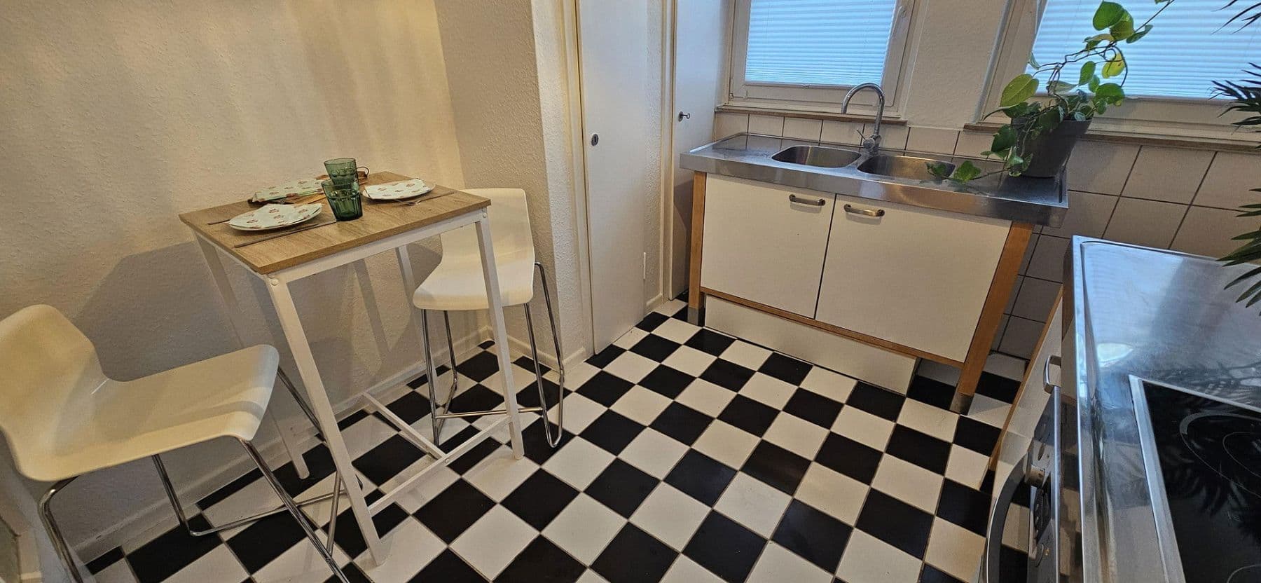 Prodej bytu 2+1 60 m², Mündelstr. 4, Köln, Severní Porýní-Vestfálsko Prodej bytu 2+1 60 m², Mündelstr. 4, Köln, Severní Porýní-Vestfálsko