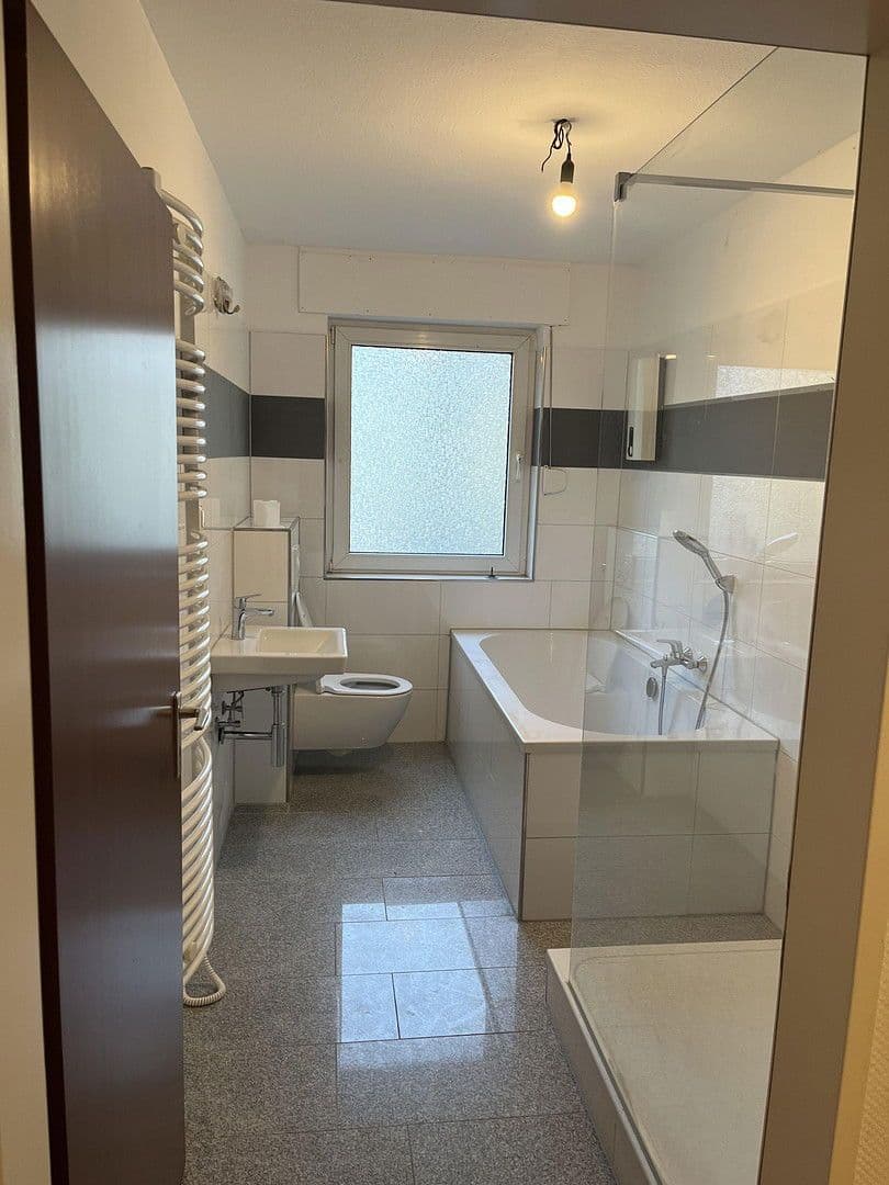 Pronájem bytu 2+1 72 m², Buddestraße 14, Essen, Severní Porýní-Vestfálsko Pronájem bytu 2+1 72 m², Buddestraße 14, Essen, Severní Porýní-Vestfálsko