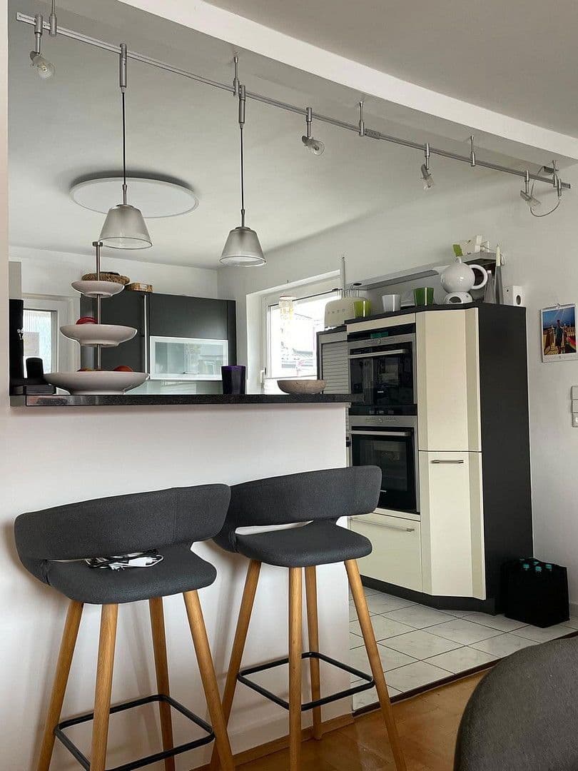 Prodej domu 251 m², pozemek 726 m², Achern, Bádensko-Württembersko Prodej domu 251 m², pozemek 726 m², Achern, Bádensko-Württembersko