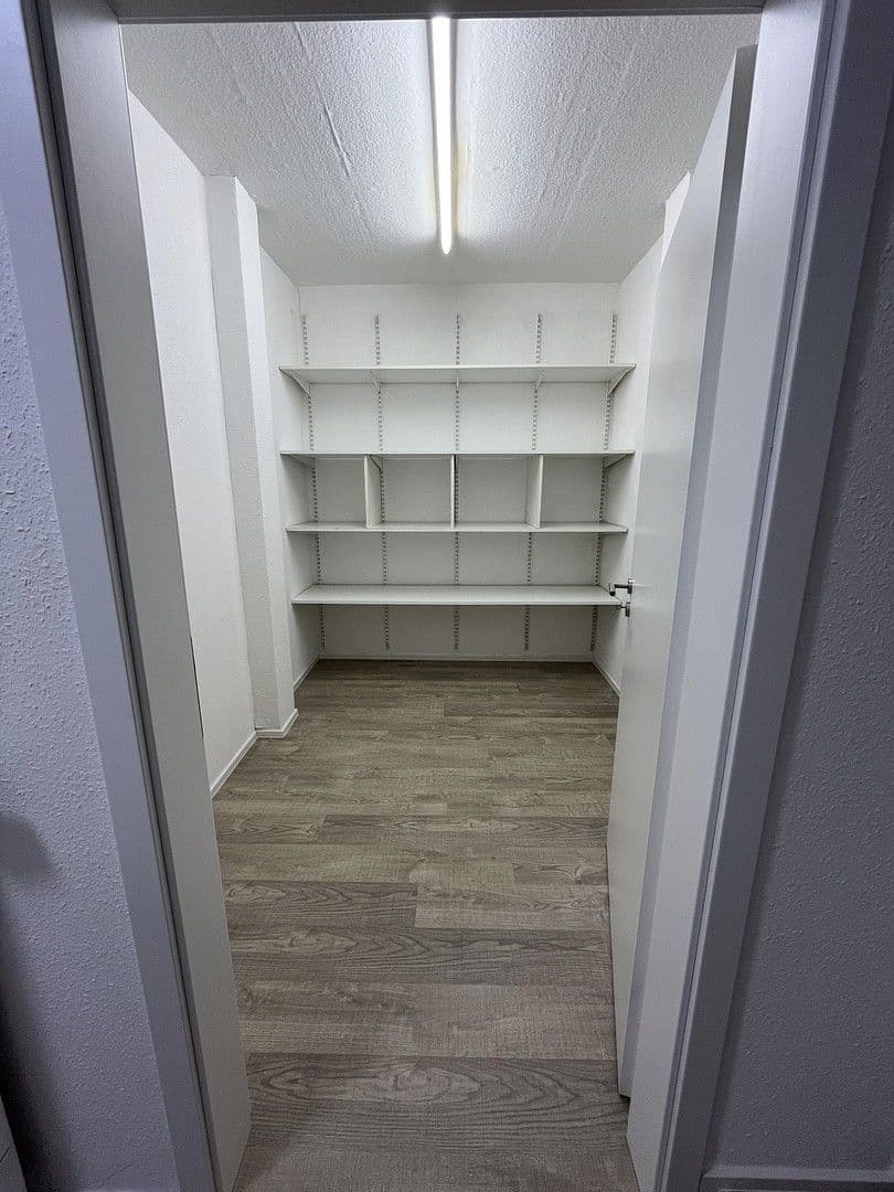 Pronájem bytu 2+kk 81 m², Möckmühl, Bádensko-Württembersko Pronájem bytu 2+kk 81 m², Möckmühl, Bádensko-Württembersko