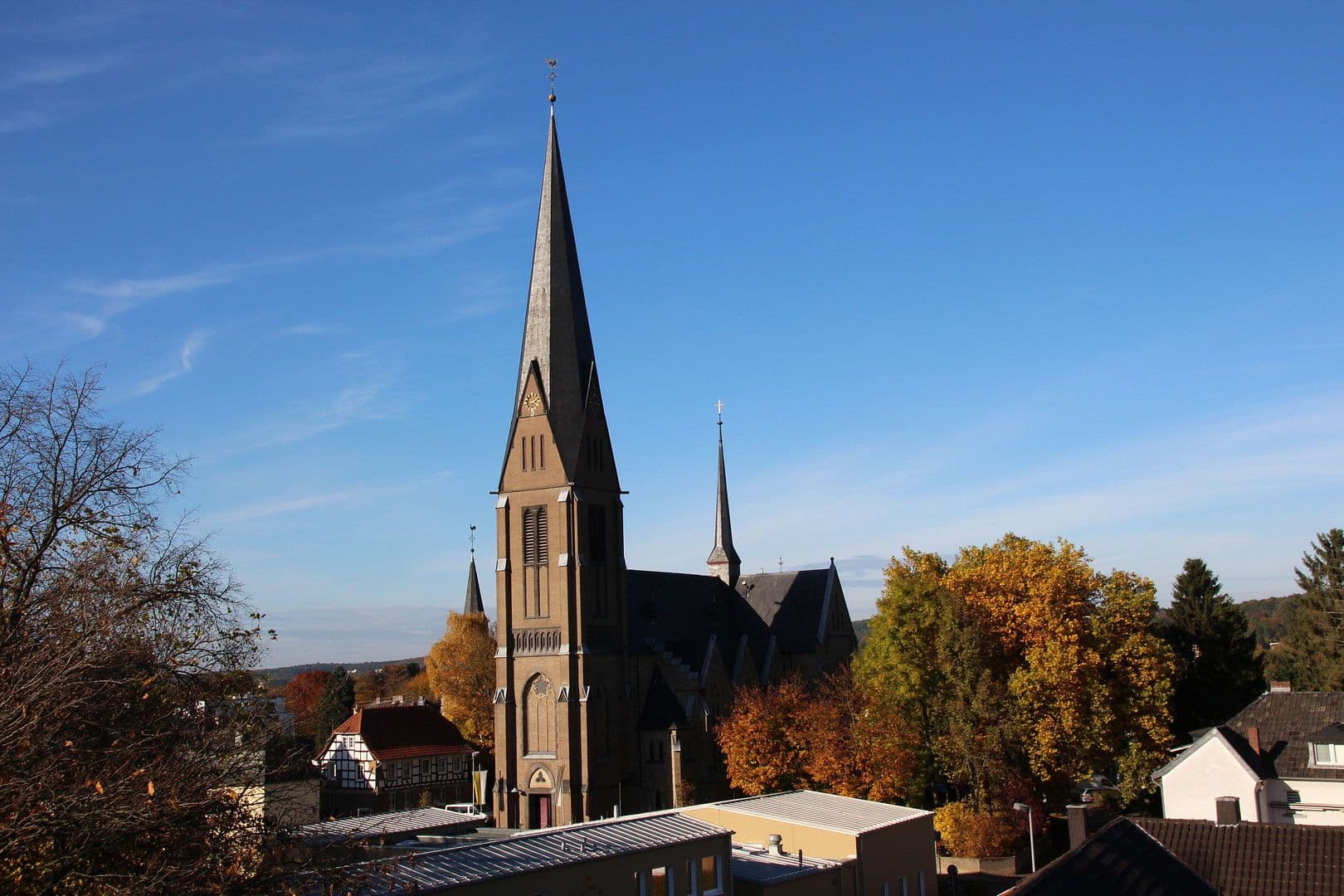 Pronájem bytu 4+1 143 m², Siegfeldstr. 1c, Hennef (Sieg), Severní Porýní-Vestfálsko Pronájem bytu 4+1 143 m², Siegfeldstr. 1c, Hennef (Sieg), Severní Porýní-Vestfálsko