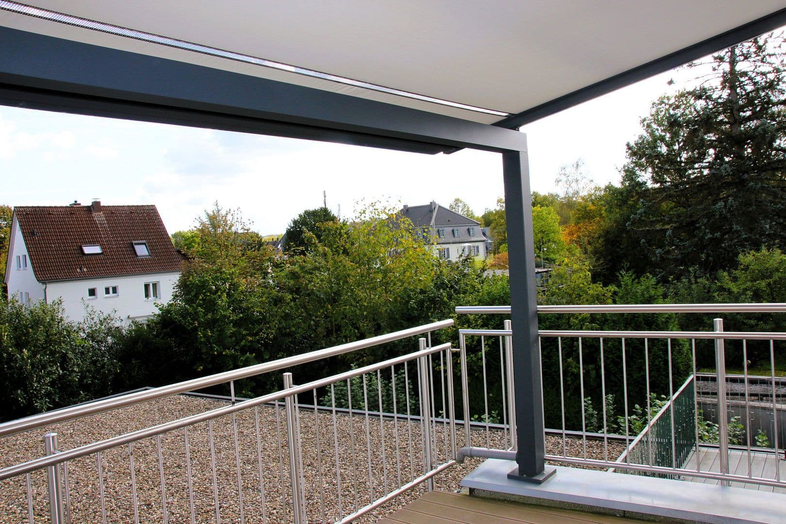 Pronájem bytu 4+1 143 m², Siegfeldstr. 1c, Hennef (Sieg), Severní Porýní-Vestfálsko Pronájem bytu 4+1 143 m², Siegfeldstr. 1c, Hennef (Sieg), Severní Porýní-Vestfálsko