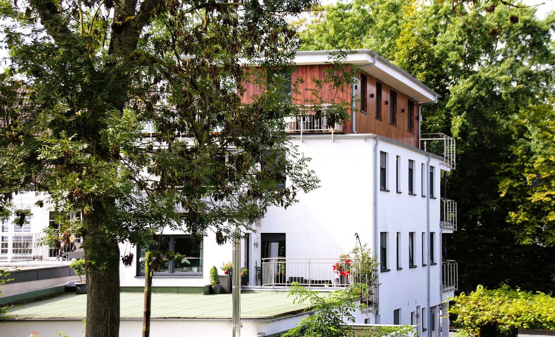 Pronájem bytu 4+1 143 m², Siegfeldstr. 1c, Hennef (Sieg), Severní Porýní-Vestfálsko Pronájem bytu 4+1 143 m², Siegfeldstr. 1c, Hennef (Sieg), Severní Porýní-Vestfálsko