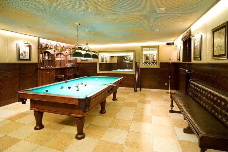 Prodej domu 400 m², pozemek 1.500 m², Bad Saulgau, Bádensko-Württembersko Prodej domu 400 m², pozemek 1.500 m², Bad Saulgau, Bádensko-Württembersko