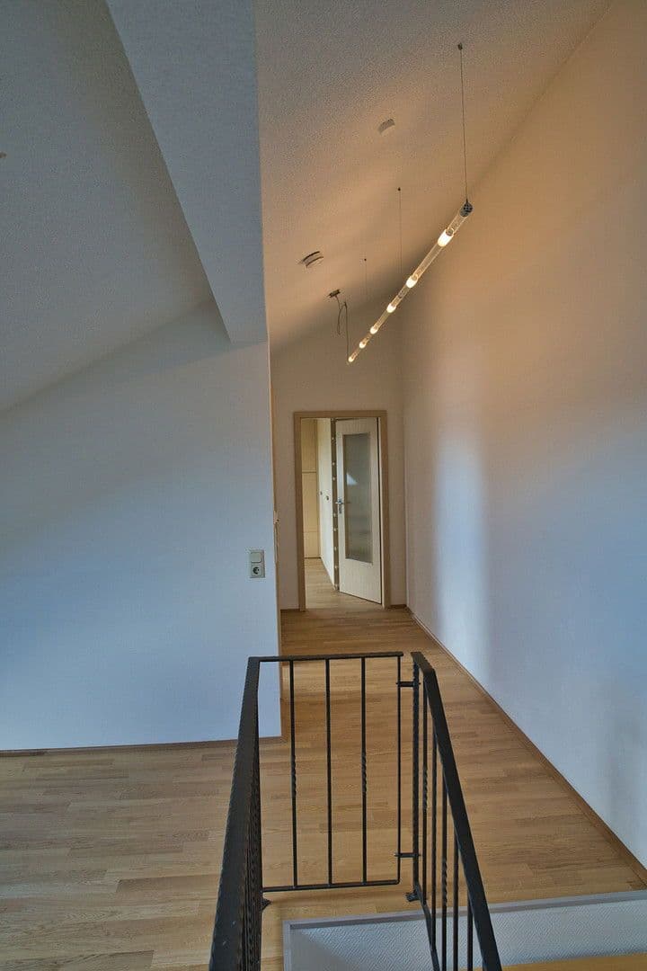 Pronájem bytu 3+1 114 m², Wilhelm-von-Capitaine Strasse 18, Köln, Severní Porýní-Vestfálsko Pronájem bytu 3+1 114 m², Wilhelm-von-Capitaine Strasse 18, Köln, Severní Porýní-Vestfálsko