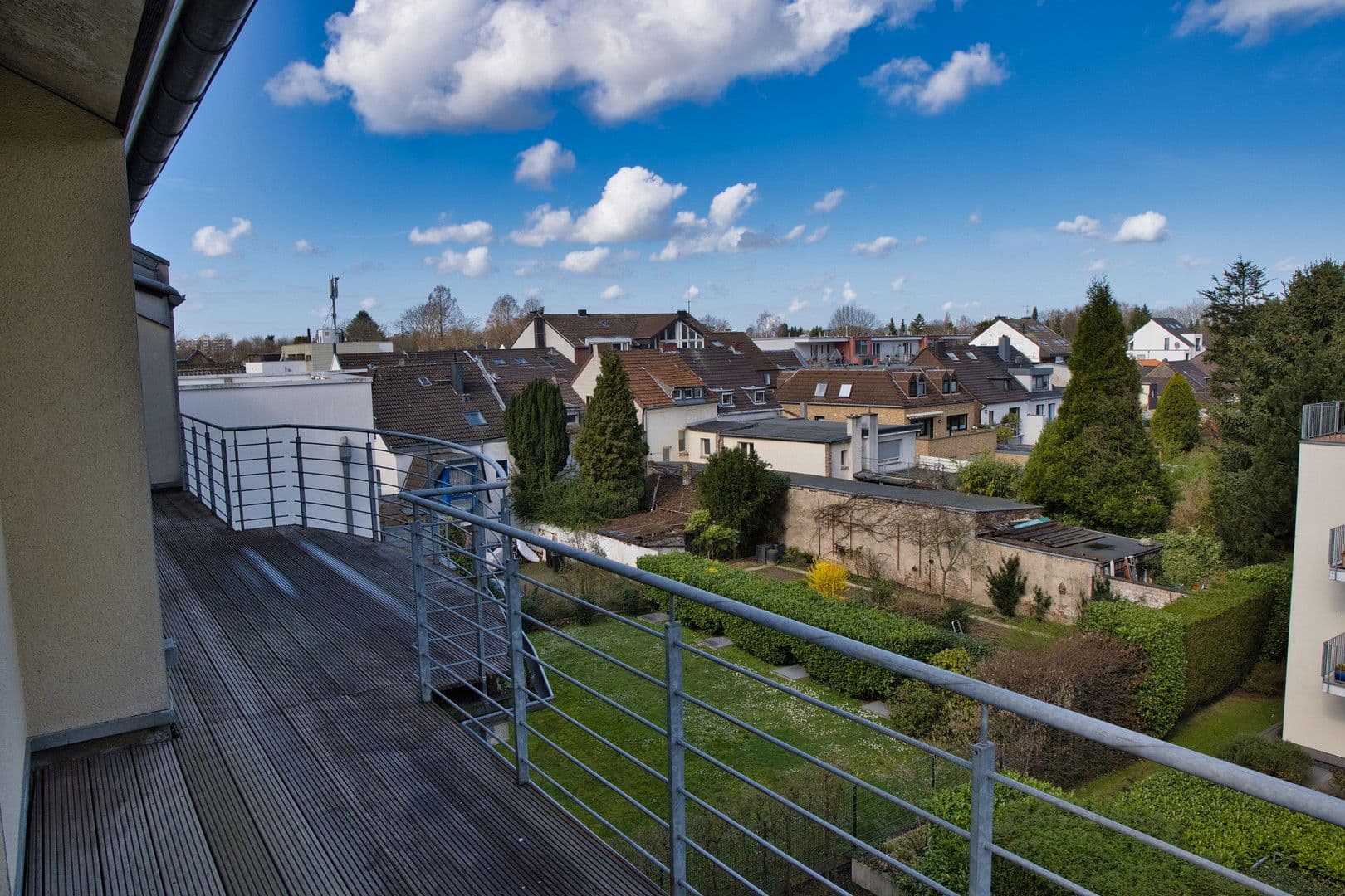 Pronájem bytu 3+1 114 m², Wilhelm-von-Capitaine Strasse 18, Köln, Severní Porýní-Vestfálsko Pronájem bytu 3+1 114 m², Wilhelm-von-Capitaine Strasse 18, Köln, Severní Porýní-Vestfálsko