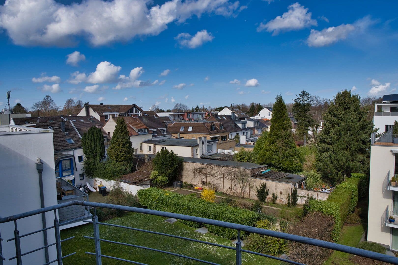 Pronájem bytu 3+1 114 m², Wilhelm-von-Capitaine Strasse 18, Köln, Severní Porýní-Vestfálsko Pronájem bytu 3+1 114 m², Wilhelm-von-Capitaine Strasse 18, Köln, Severní Porýní-Vestfálsko