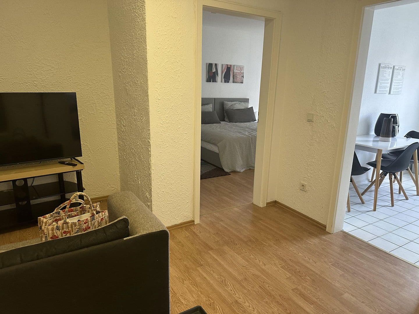 Pronájem bytu 2+kk 21 m², Mannheim, Bádensko-Württembersko Pronájem bytu 2+kk 21 m², Mannheim, Bádensko-Württembersko