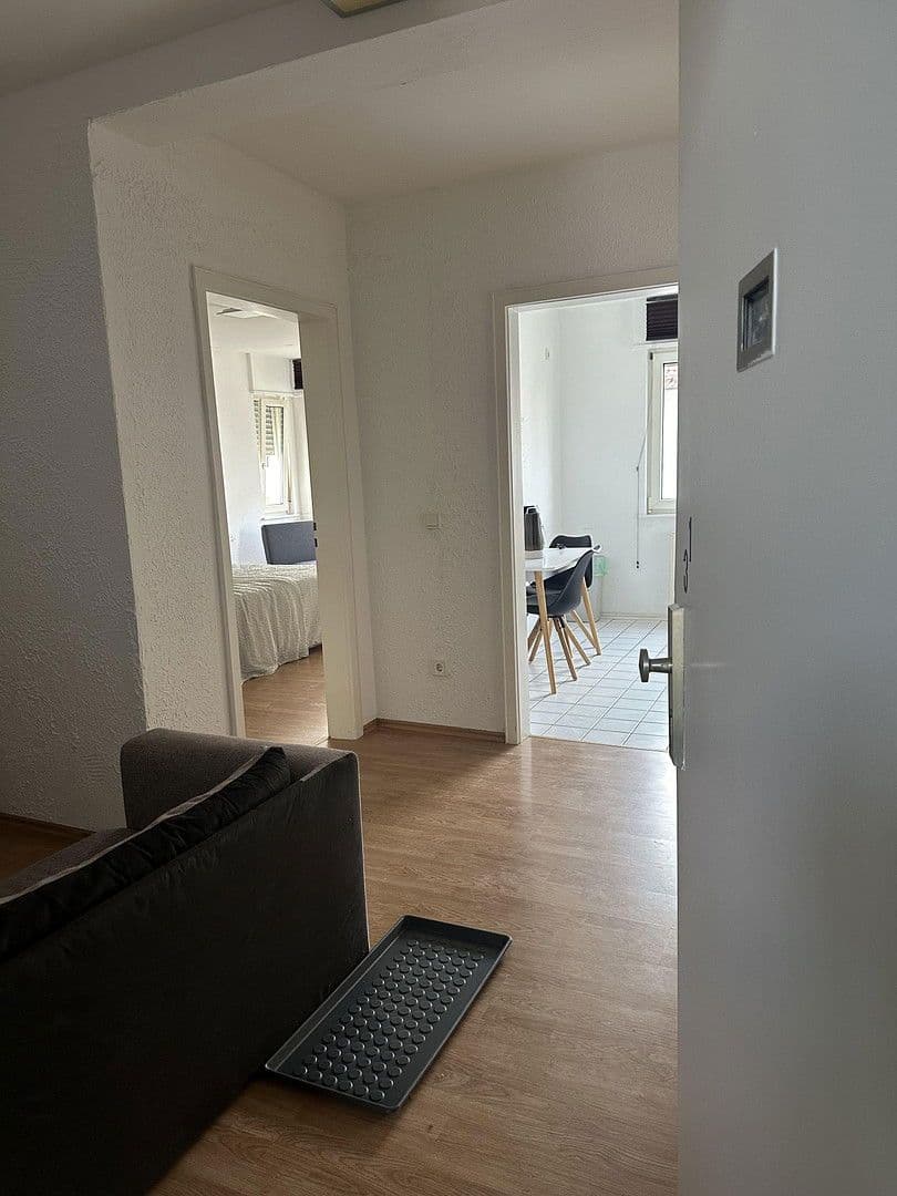 Pronájem bytu 2+kk 21 m², Mannheim, Bádensko-Württembersko Pronájem bytu 2+kk 21 m², Mannheim, Bádensko-Württembersko