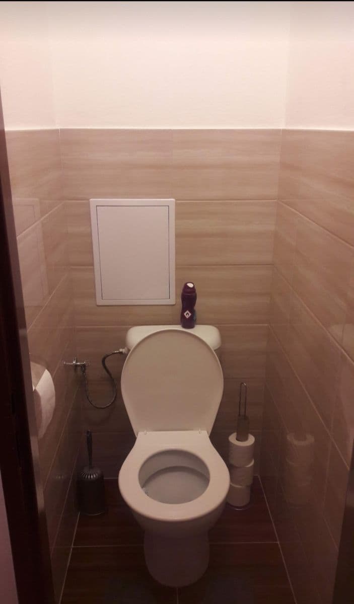 Pronájem bytu 2+1 50 m², Klecany, Středočeský kraj Pronájem bytu 2+1 50 m², Klecany, Středočeský kraj