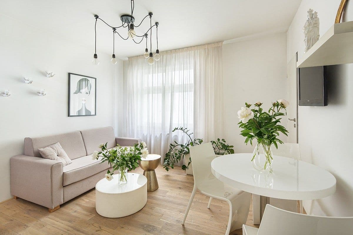 Pronájem bytu 2+kk 55 m², Plzeňská, Praha, Praha Pronájem bytu 2+kk 55 m², Plzeňská, Praha, Praha