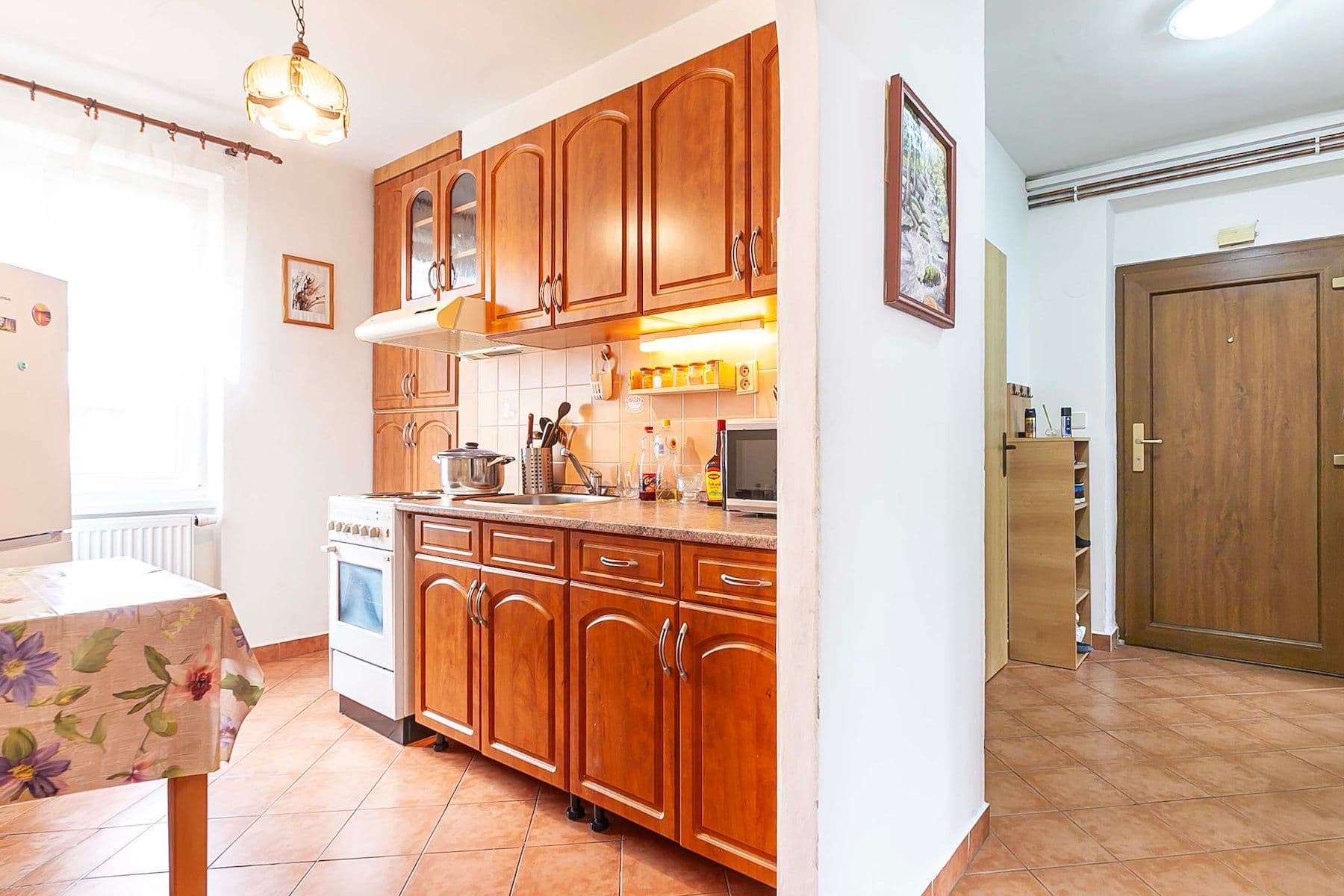 Prodej bytu 3+1 70 m², 1. máje, Uhlířské Janovice, Středočeský kraj Prodej bytu 3+1 70 m², 1. máje, Uhlířské Janovice, Středočeský kraj