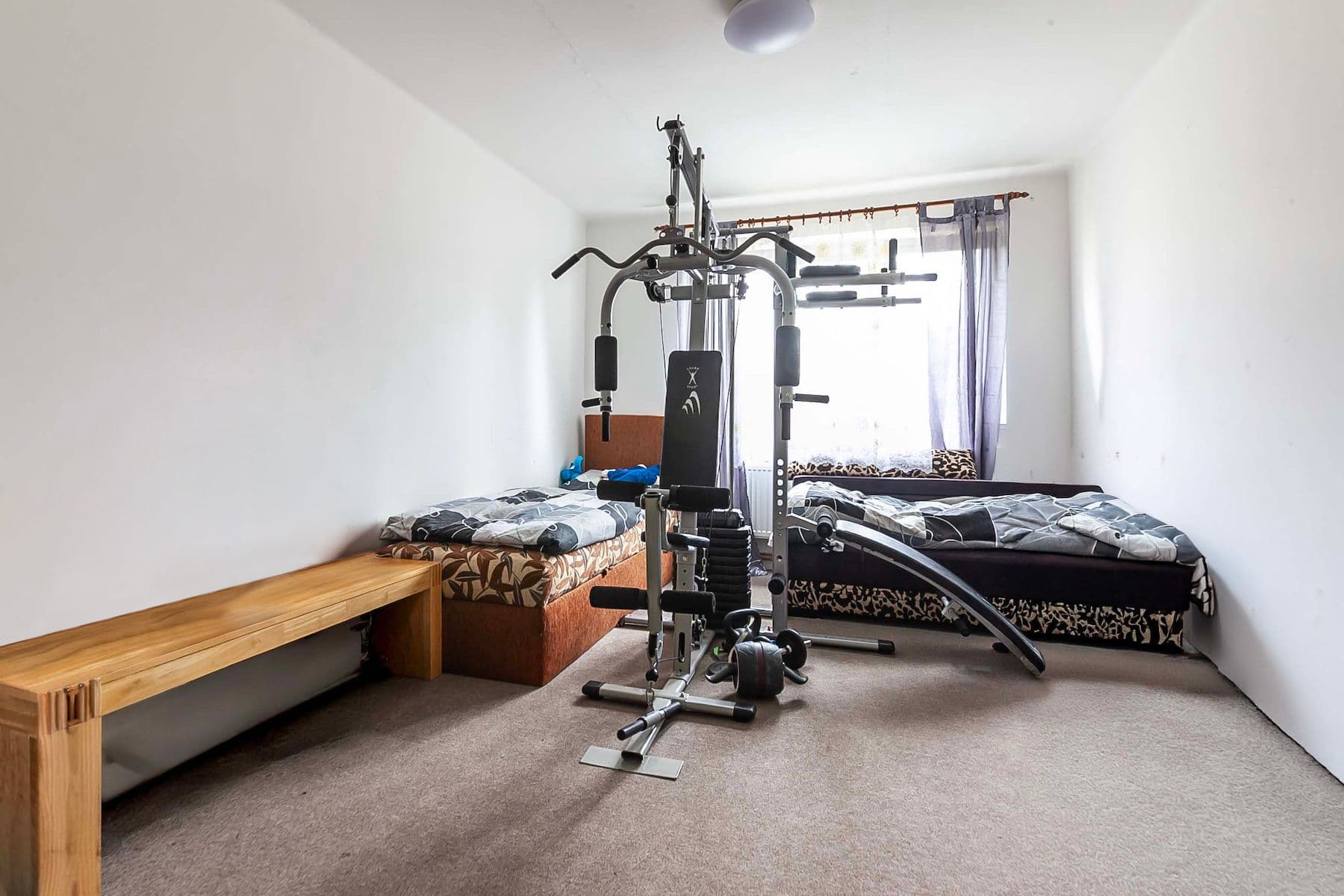 Prodej bytu 3+1 70 m², 1. máje, Uhlířské Janovice, Středočeský kraj Prodej bytu 3+1 70 m², 1. máje, Uhlířské Janovice, Středočeský kraj