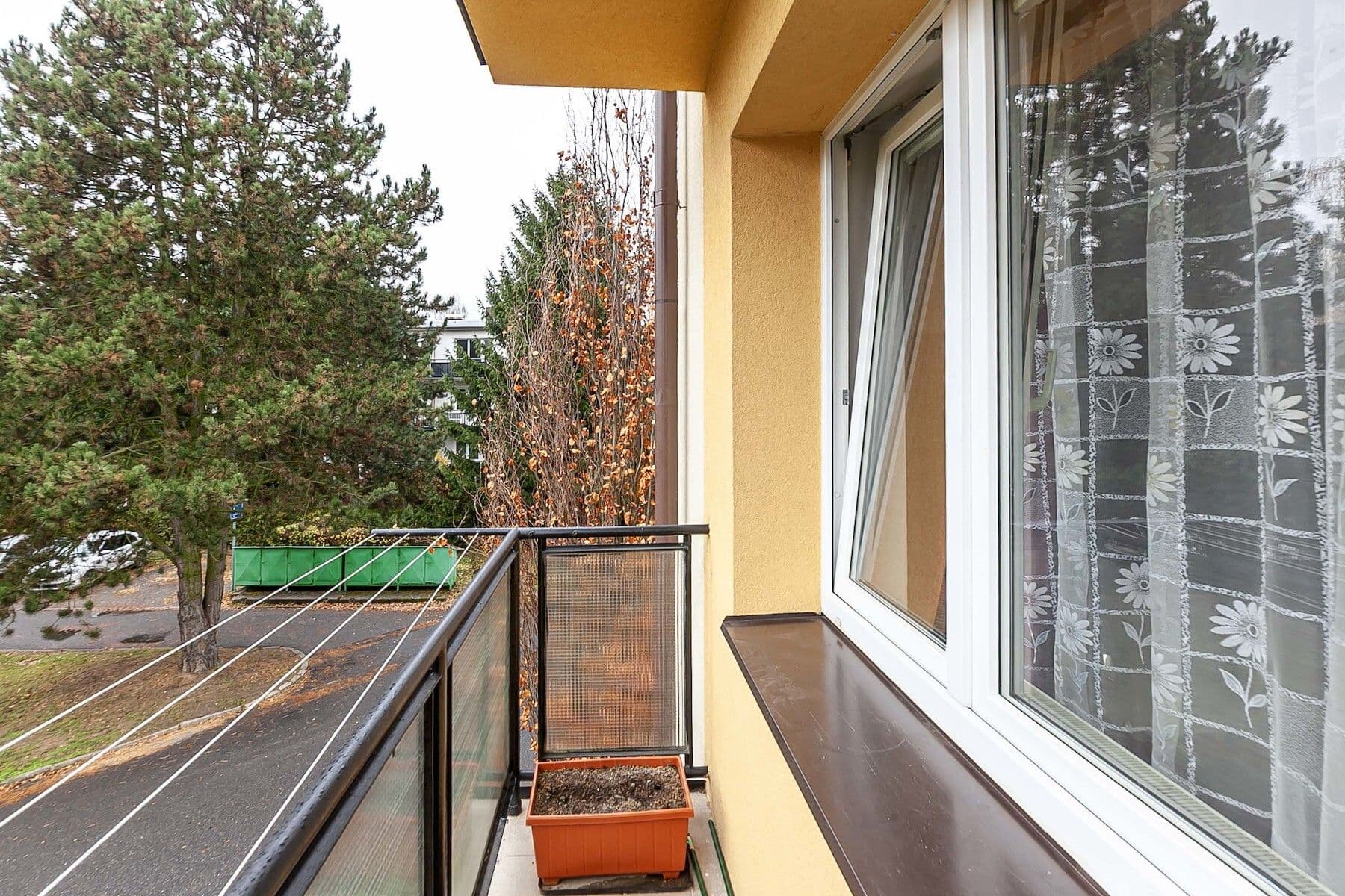 Prodej bytu 3+1 70 m², 1. máje, Uhlířské Janovice, Středočeský kraj Prodej bytu 3+1 70 m², 1. máje, Uhlířské Janovice, Středočeský kraj