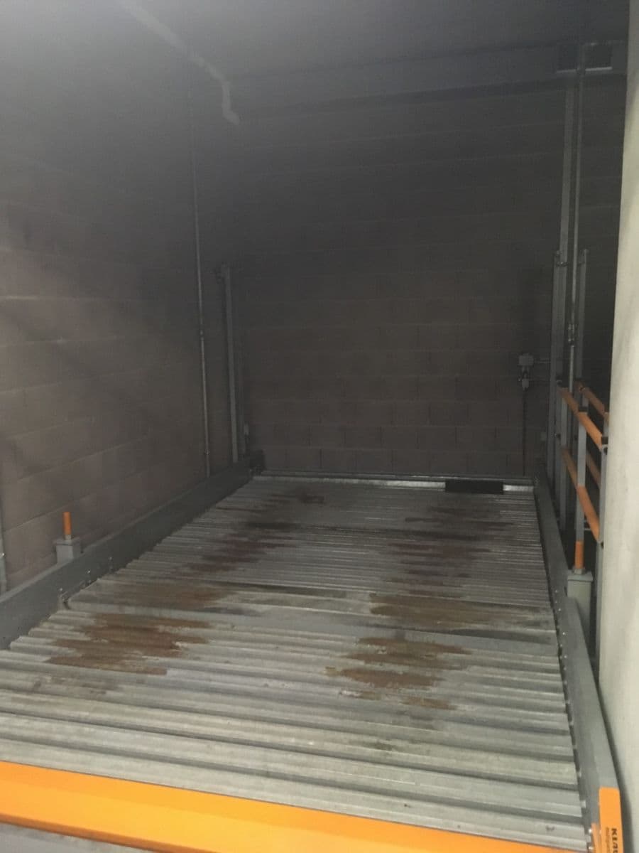 Pronájem garáže 20 m², Nad Závěrkou, Praha, Praha Pronájem garáže 20 m², Nad Závěrkou, Praha, Praha