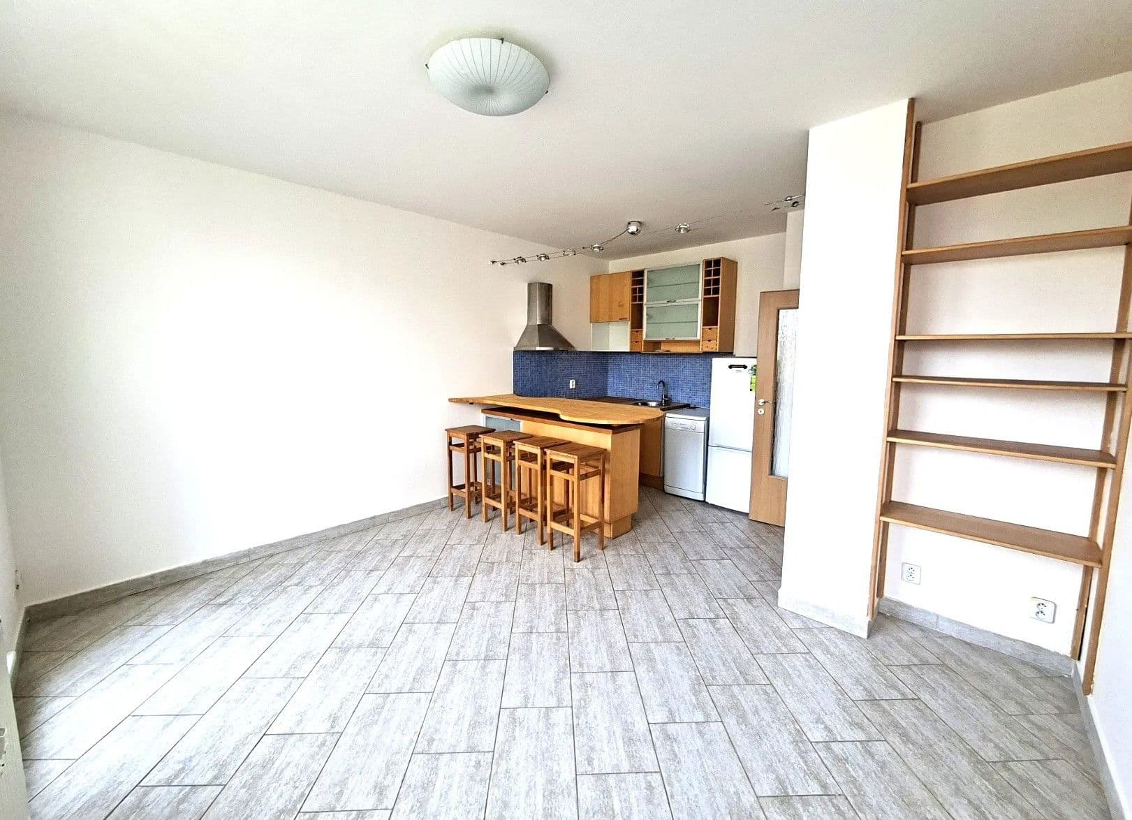 Pronájem bytu 1+kk 52 m², Voskovcova, Praha, Praha Pronájem bytu 1+kk 52 m², Voskovcova, Praha, Praha