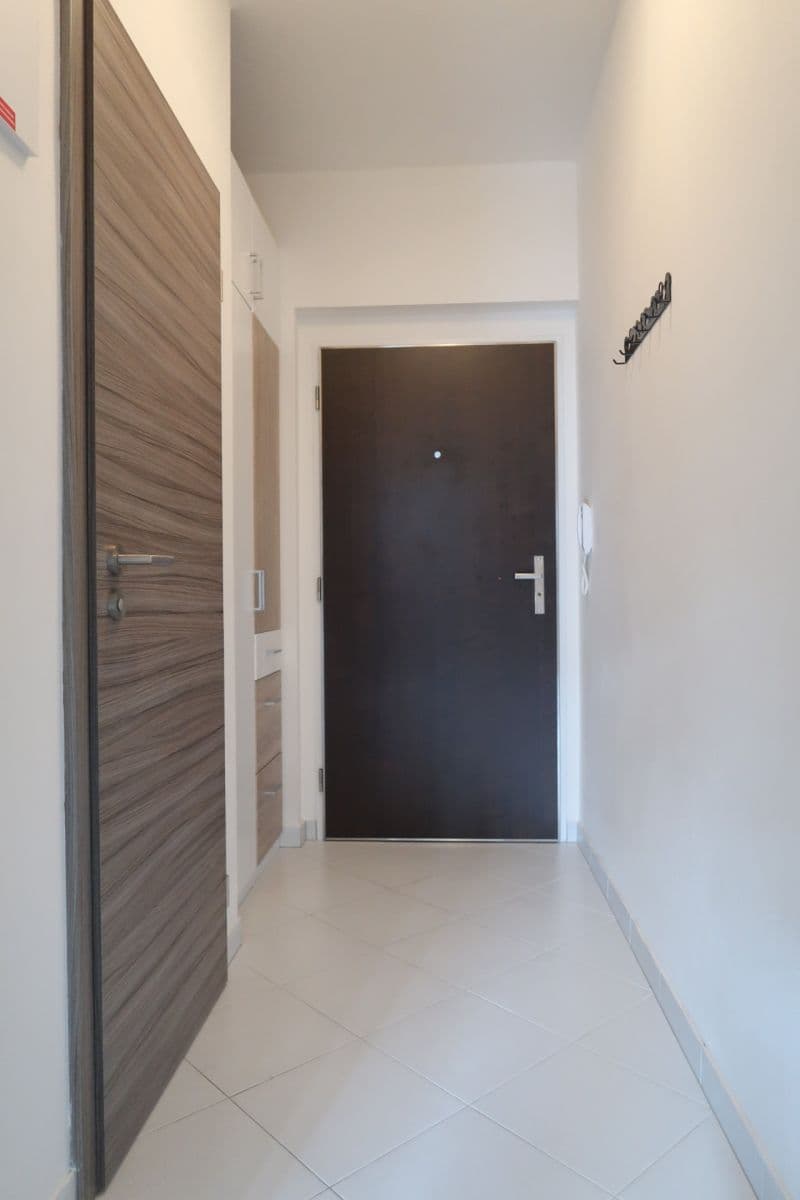 Prodej bytu 1+kk 32 m², Modenská, Praha, Praha Prodej bytu 1+kk 32 m², Modenská, Praha, Praha