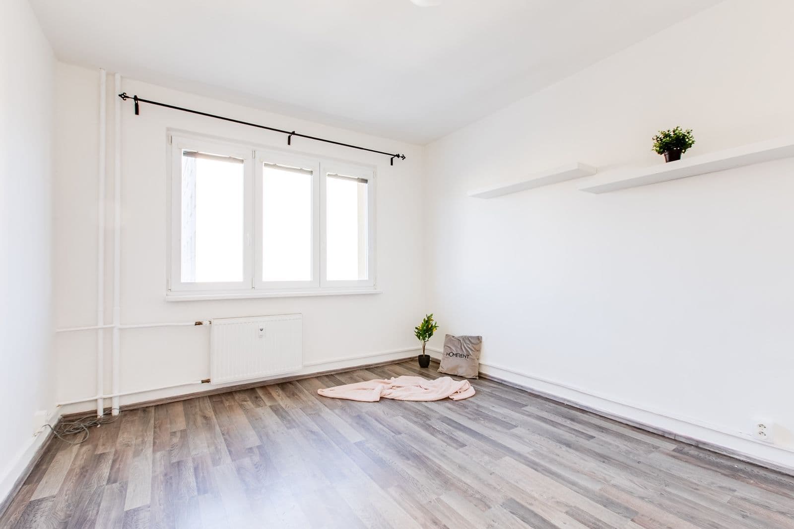 Pronájem bytu 2+1 56 m², Na Petřinách, Praha, Praha Pronájem bytu 2+1 56 m², Na Petřinách, Praha, Praha