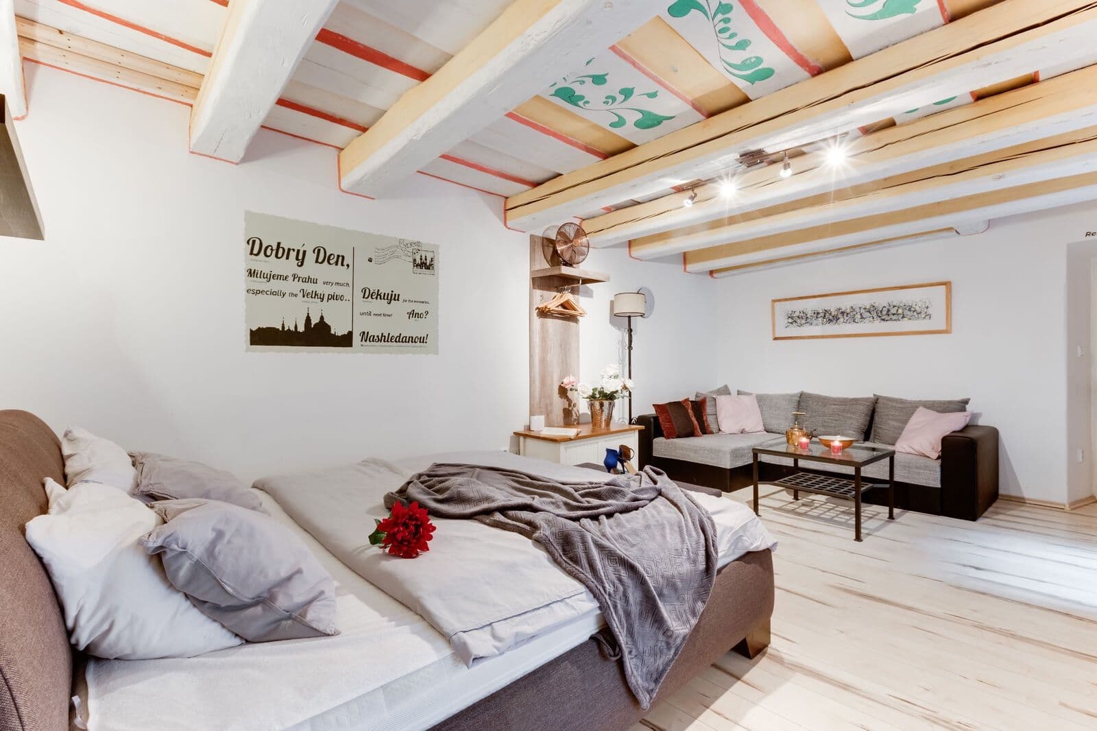 Pronájem bytu 1+1 31 m², Malostranské náměstí, Praha, Praha Pronájem bytu 1+1 31 m², Malostranské náměstí, Praha, Praha