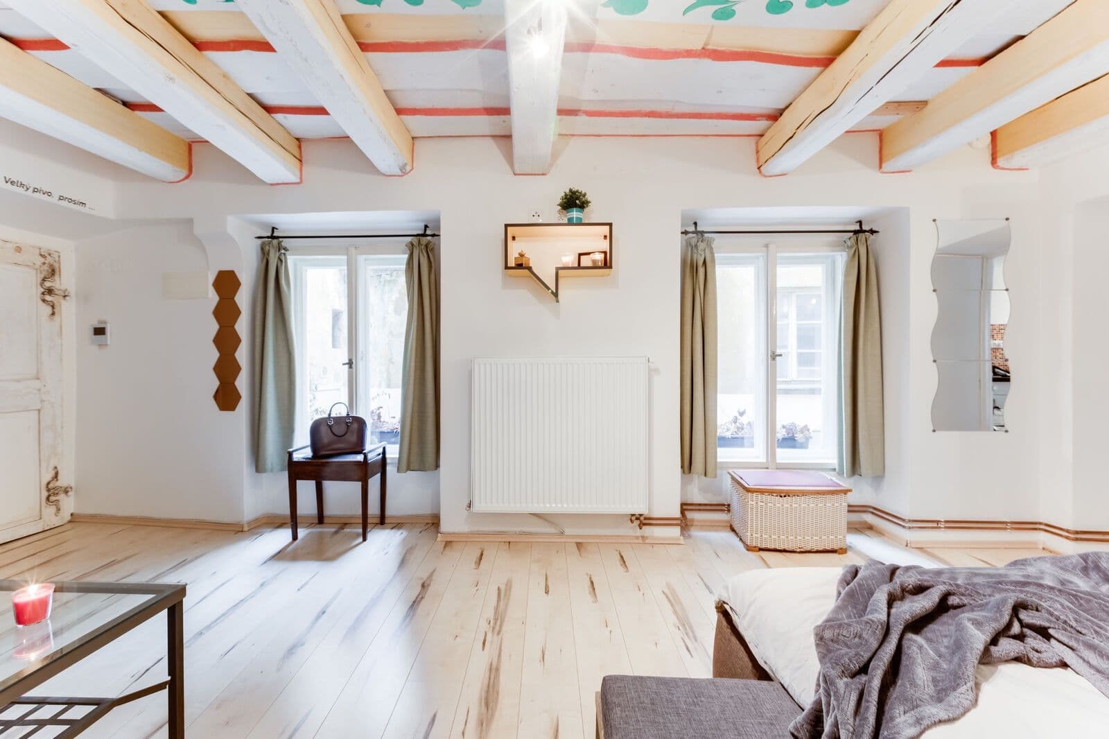 Pronájem bytu 1+1 31 m², Malostranské náměstí, Praha, Praha Pronájem bytu 1+1 31 m², Malostranské náměstí, Praha, Praha