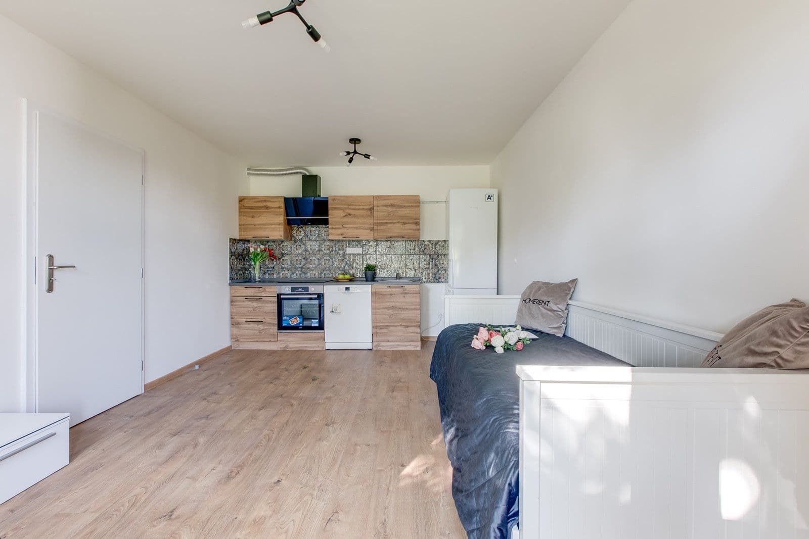 Pronájem bytu 1+kk 38 m², Bakalářská, Praha, Praha Pronájem bytu 1+kk 38 m², Bakalářská, Praha, Praha