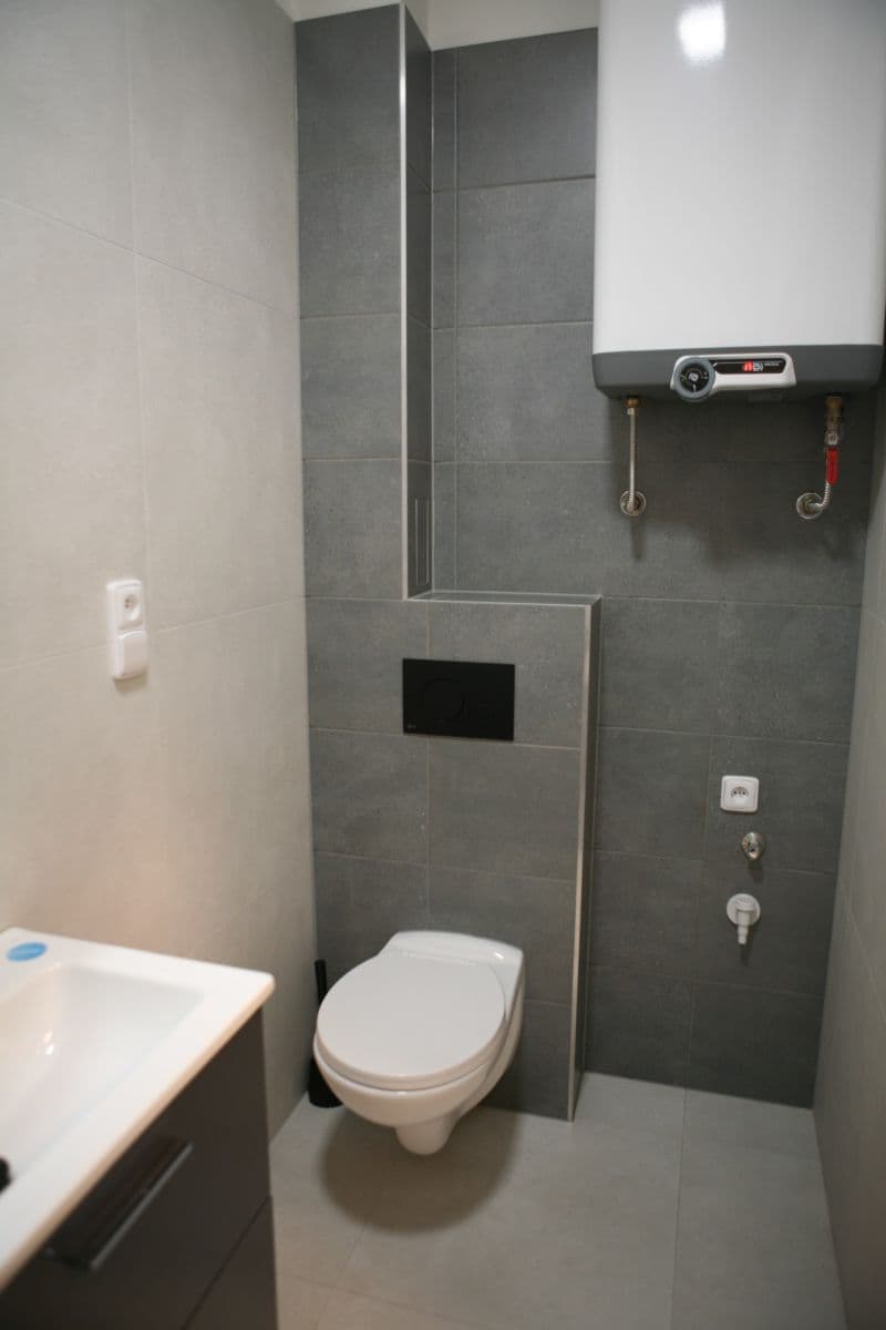 Pronájem bytu 1+kk 19 m², U Tyrše, Praha, Praha Pronájem bytu 1+kk 19 m², U Tyrše, Praha, Praha