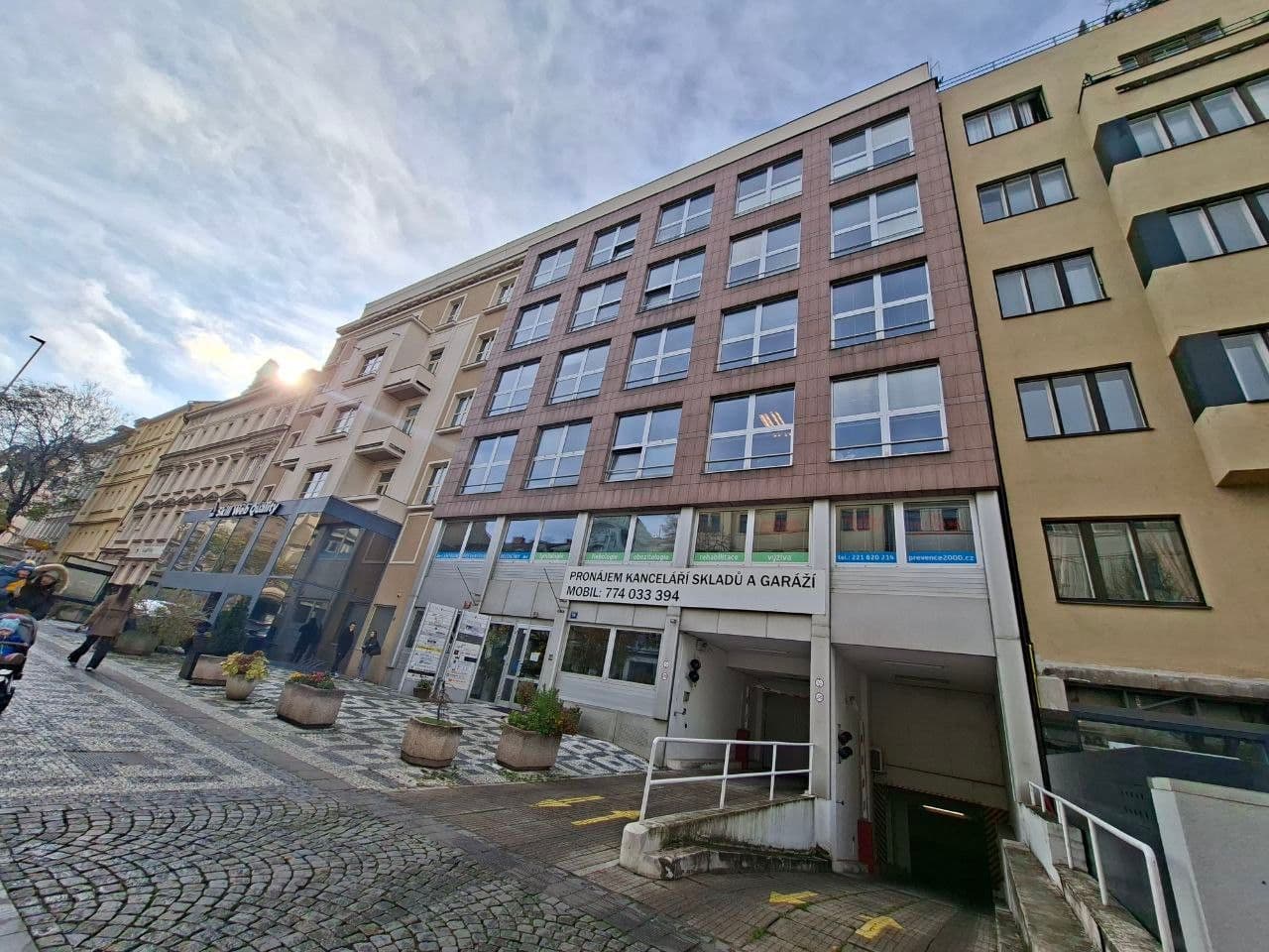 Pronájem kanceláře 21 m², Londýnská, Praha, Praha Pronájem kanceláře 21 m², Londýnská, Praha, Praha