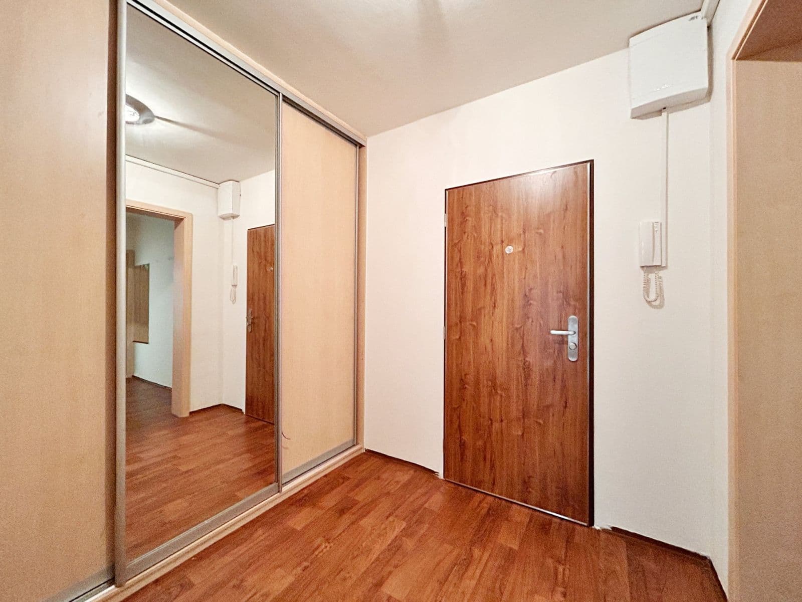 Pronájem bytu 2+1 59 m², Střekovská, Praha, Praha Pronájem bytu 2+1 59 m², Střekovská, Praha, Praha