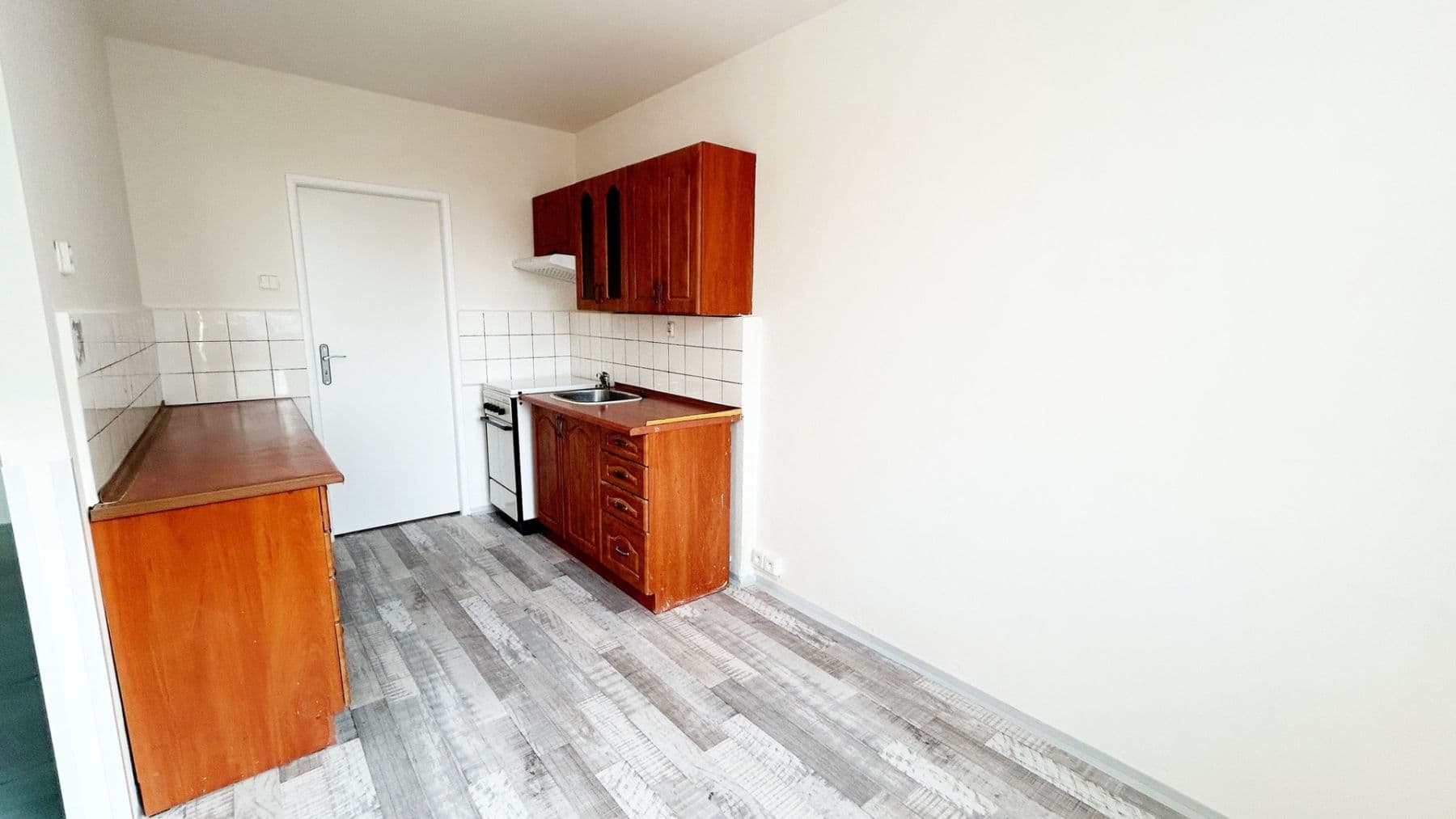 Pronájem bytu 3+kk 69 m², náměstí Sítná, Kladno, Středočeský kraj Pronájem bytu 3+kk 69 m², náměstí Sítná, Kladno, Středočeský kraj