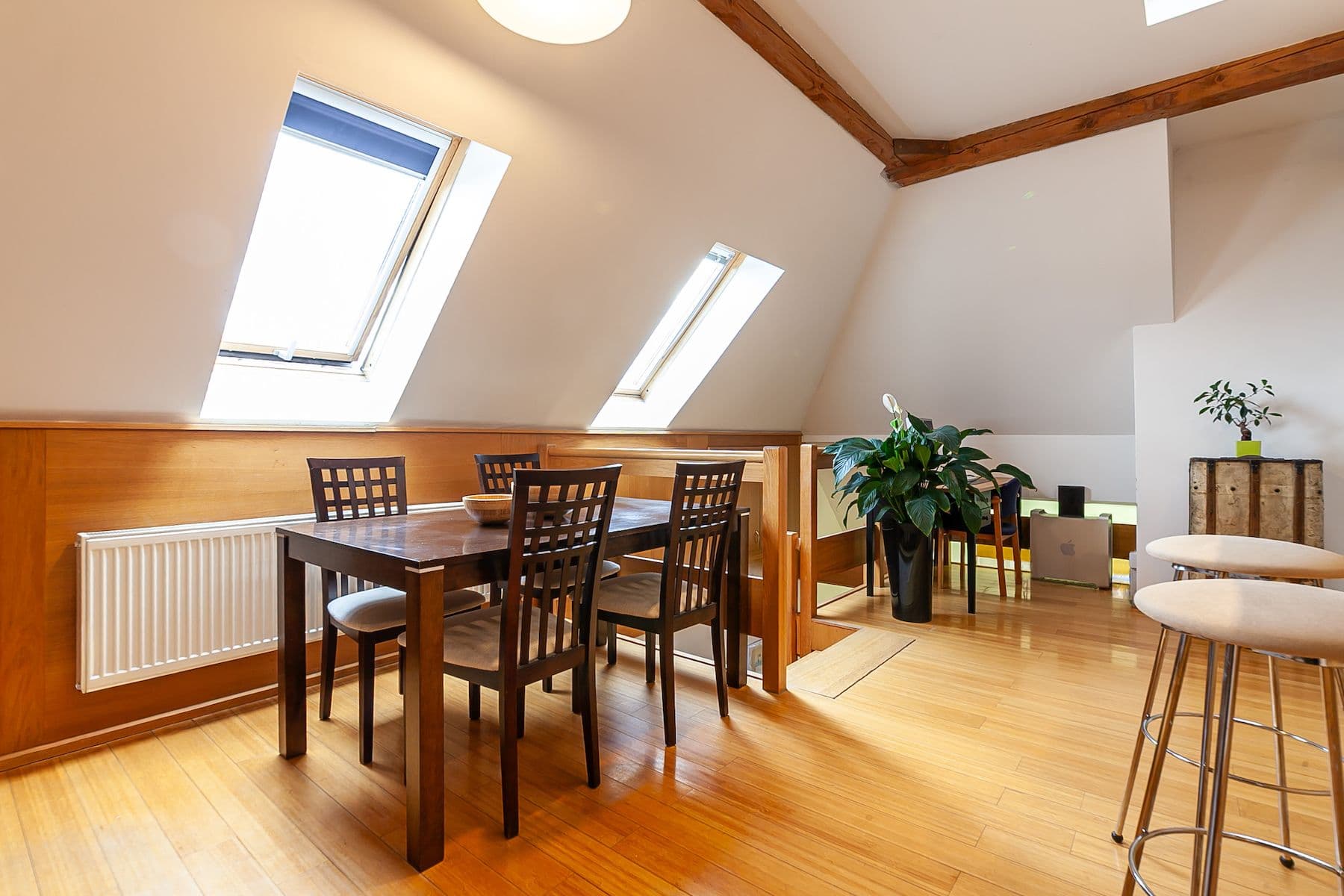 Prodej kanceláře 138 m², Vršovické náměstí, Praha, Praha Prodej kanceláře 138 m², Vršovické náměstí, Praha, Praha