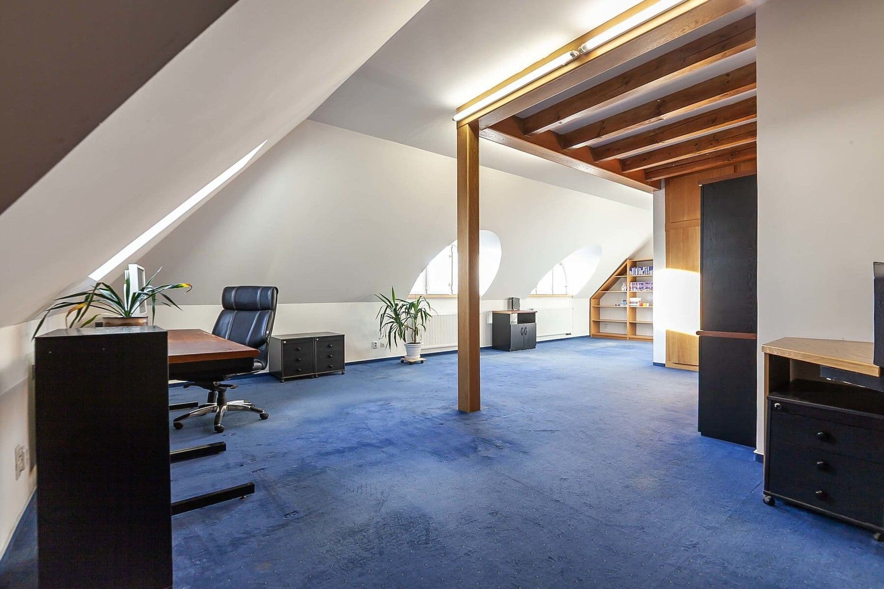 Prodej kanceláře 138 m², Vršovické náměstí, Praha, Praha Prodej kanceláře 138 m², Vršovické náměstí, Praha, Praha