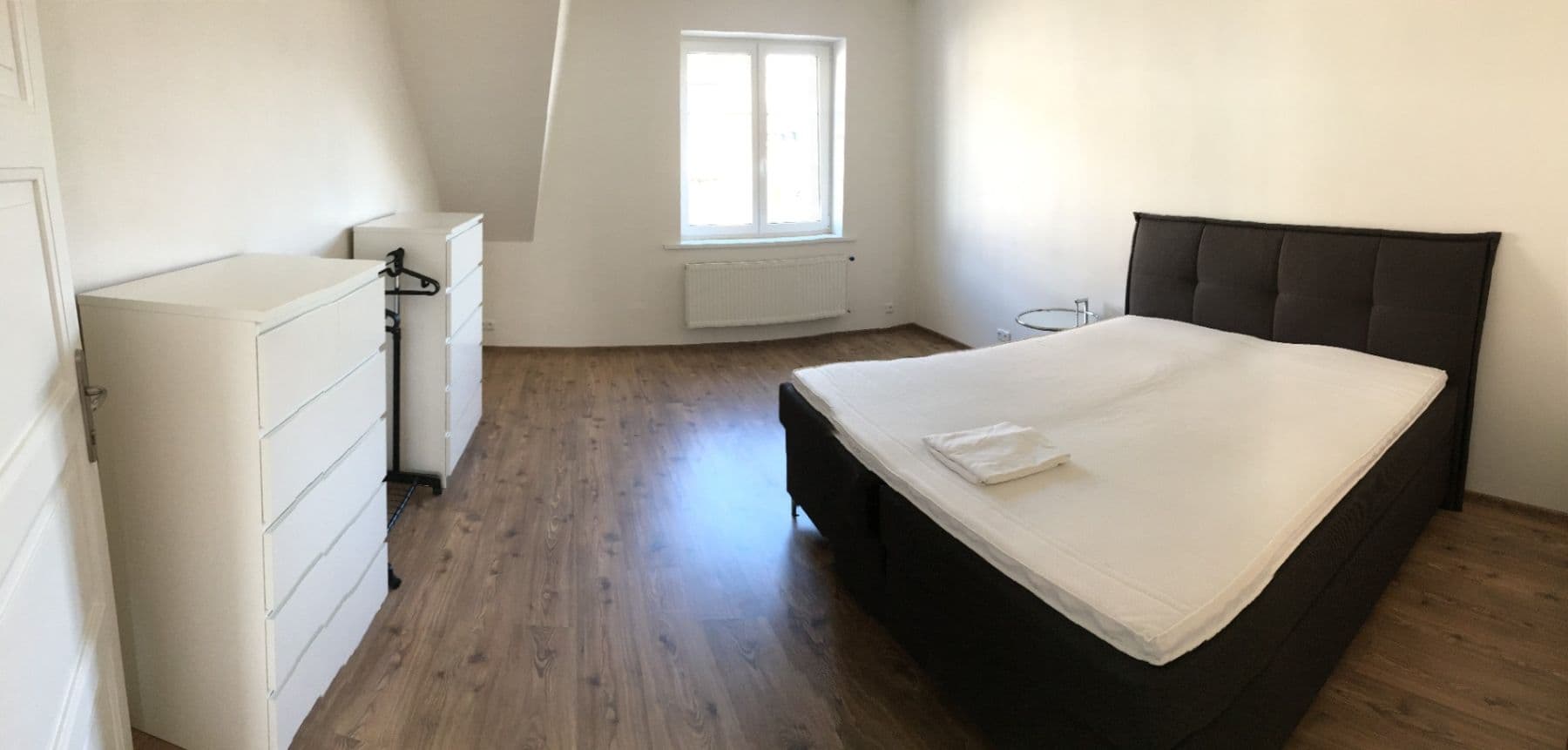 Pronájem bytu 3+kk 80 m², Sedlecká, Praha, Praha Pronájem bytu 3+kk 80 m², Sedlecká, Praha, Praha