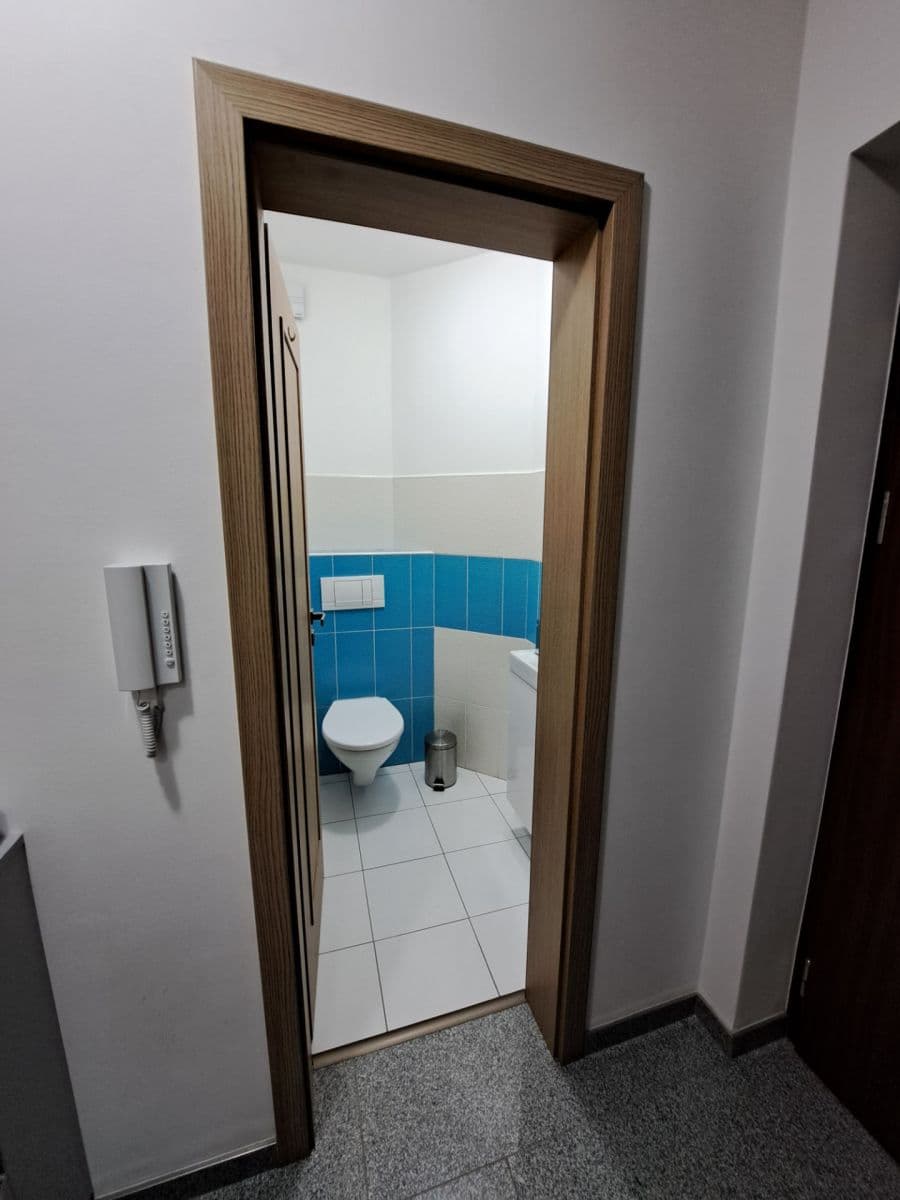 Pronájem bytu 3+kk 78 m², Velvarská, Horoměřice, Středočeský kraj Pronájem bytu 3+kk 78 m², Velvarská, Horoměřice, Středočeský kraj