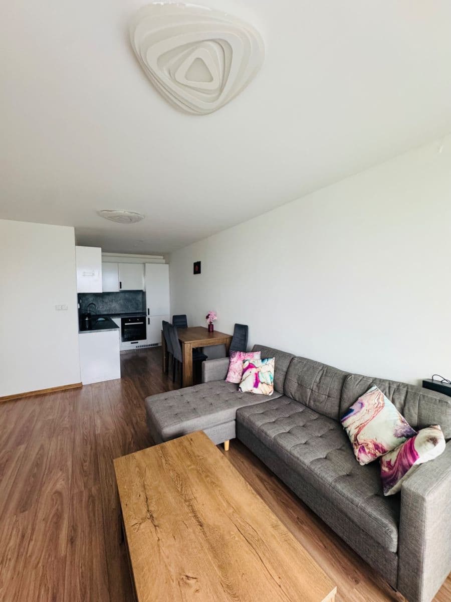 Prodej bytu 2+kk 43 m², Kurčatovova, Praha, Praha Prodej bytu 2+kk 43 m², Kurčatovova, Praha, Praha