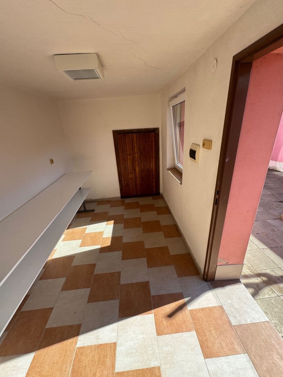 Prodej domu 88 m², pozemek 180 m², Rybářská, Ivančice, Jihomoravský kraj Prodej domu 88 m², pozemek 180 m², Rybářská, Ivančice, Jihomoravský kraj