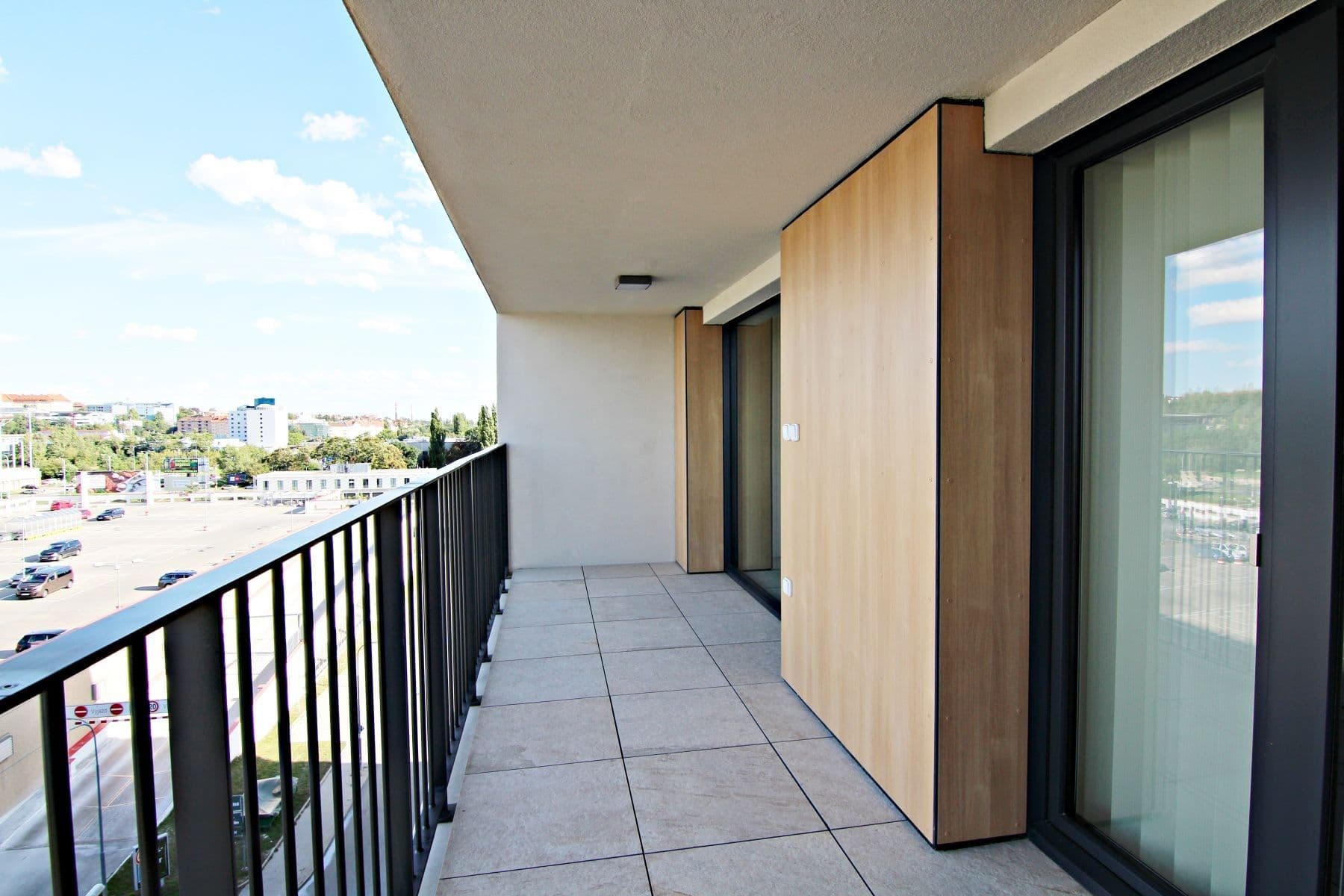 Pronájem bytu 2+kk 65 m², U Červeného mlýna, Brno, Jihomoravský kraj Pronájem bytu 2+kk 65 m², U Červeného mlýna, Brno, Jihomoravský kraj