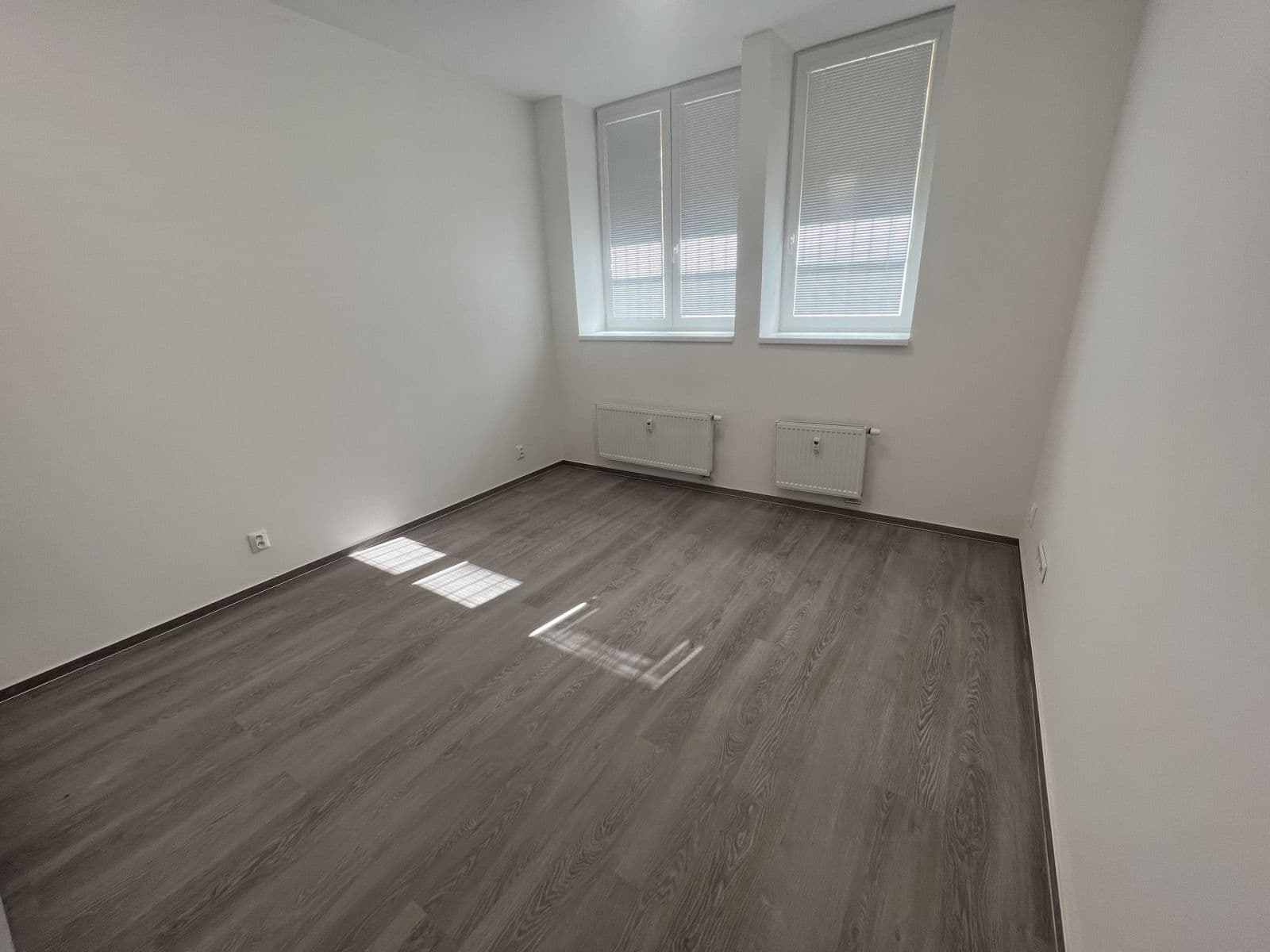 Prodej bytu 1+kk 32 m², Bratislavská, Brno, Jihomoravský kraj Prodej bytu 1+kk 32 m², Bratislavská, Brno, Jihomoravský kraj