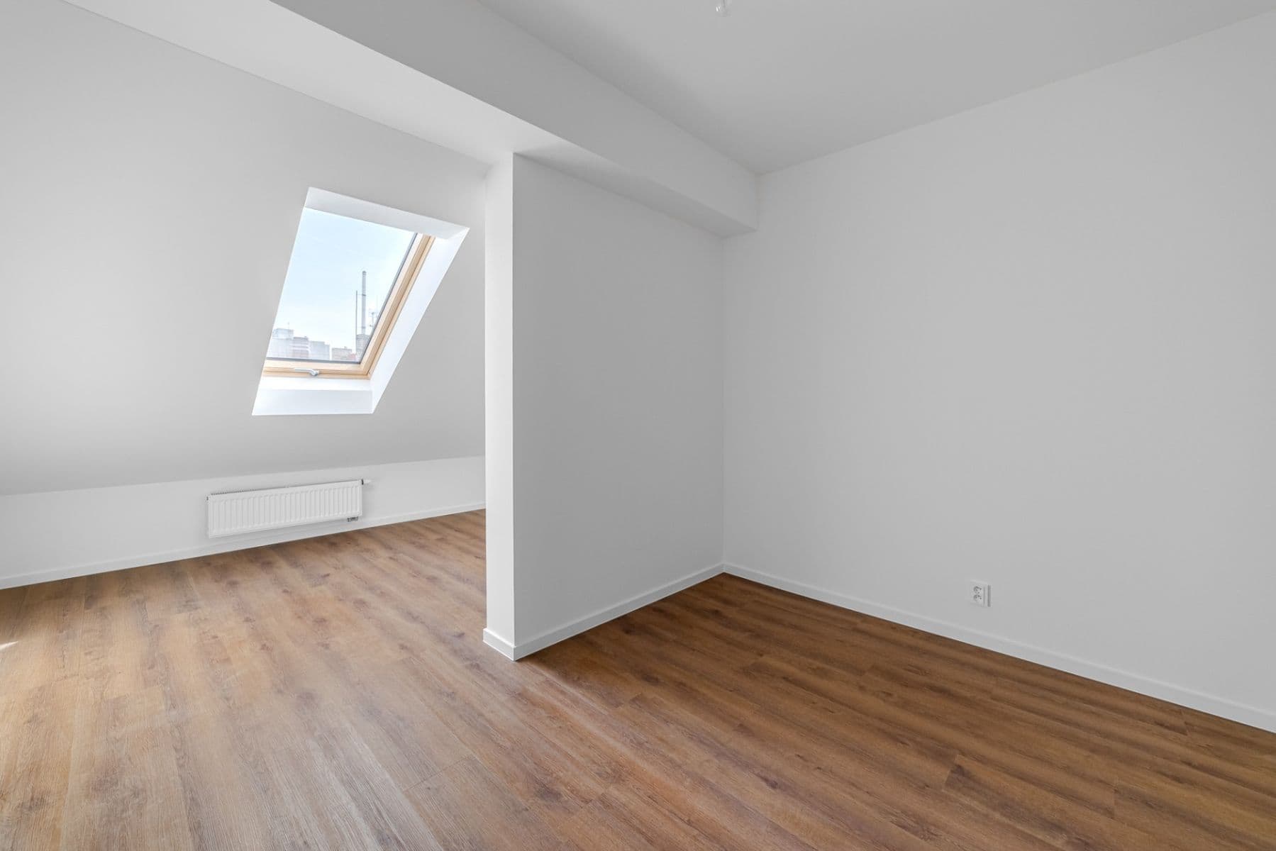 Pronájem bytu 1+1 40 m², Na Mokřině, Praha, Praha Pronájem bytu 1+1 40 m², Na Mokřině, Praha, Praha