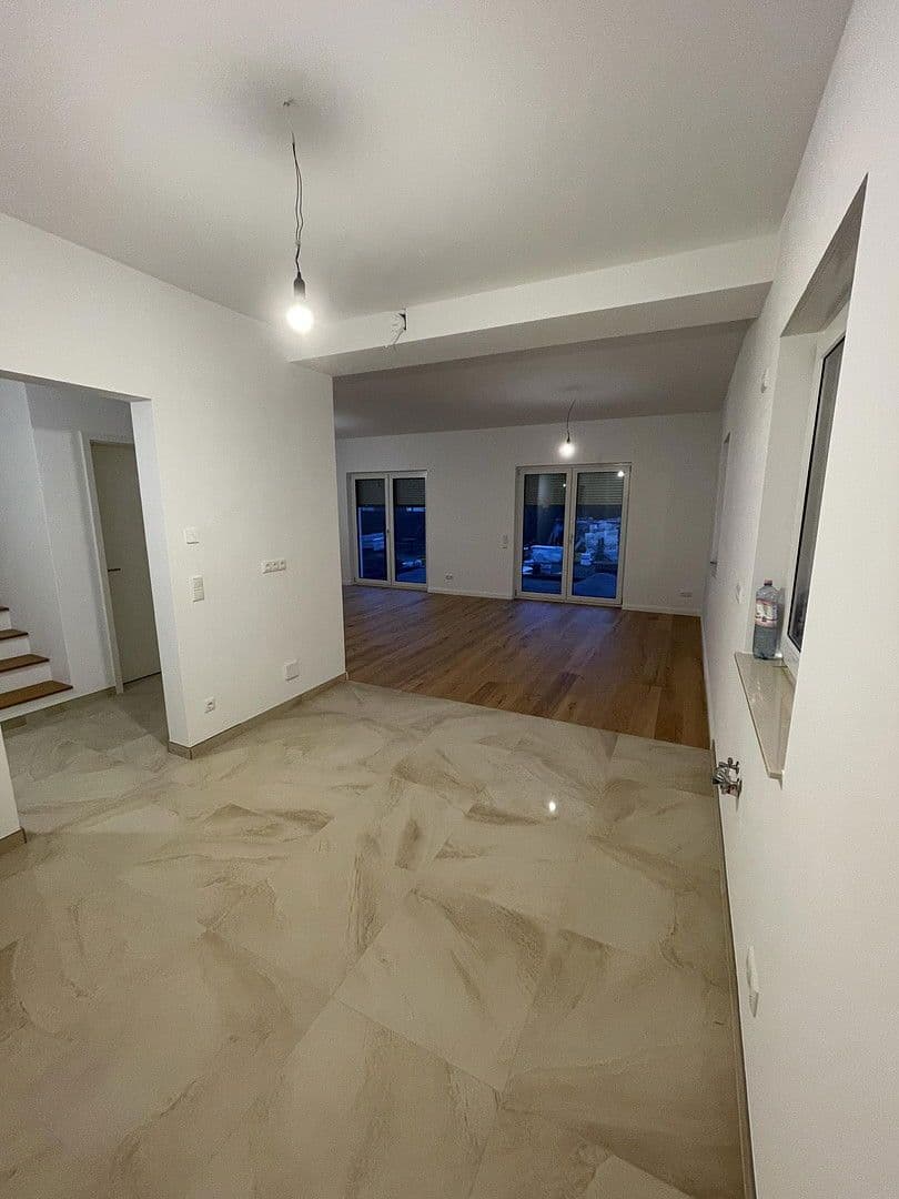 Pronájem domu 130 m², pozemek 300 m², Burgundstraße 22, Ludwigsfelde, Braniborsko Pronájem domu 130 m², pozemek 300 m², Burgundstraße 22, Ludwigsfelde, Braniborsko