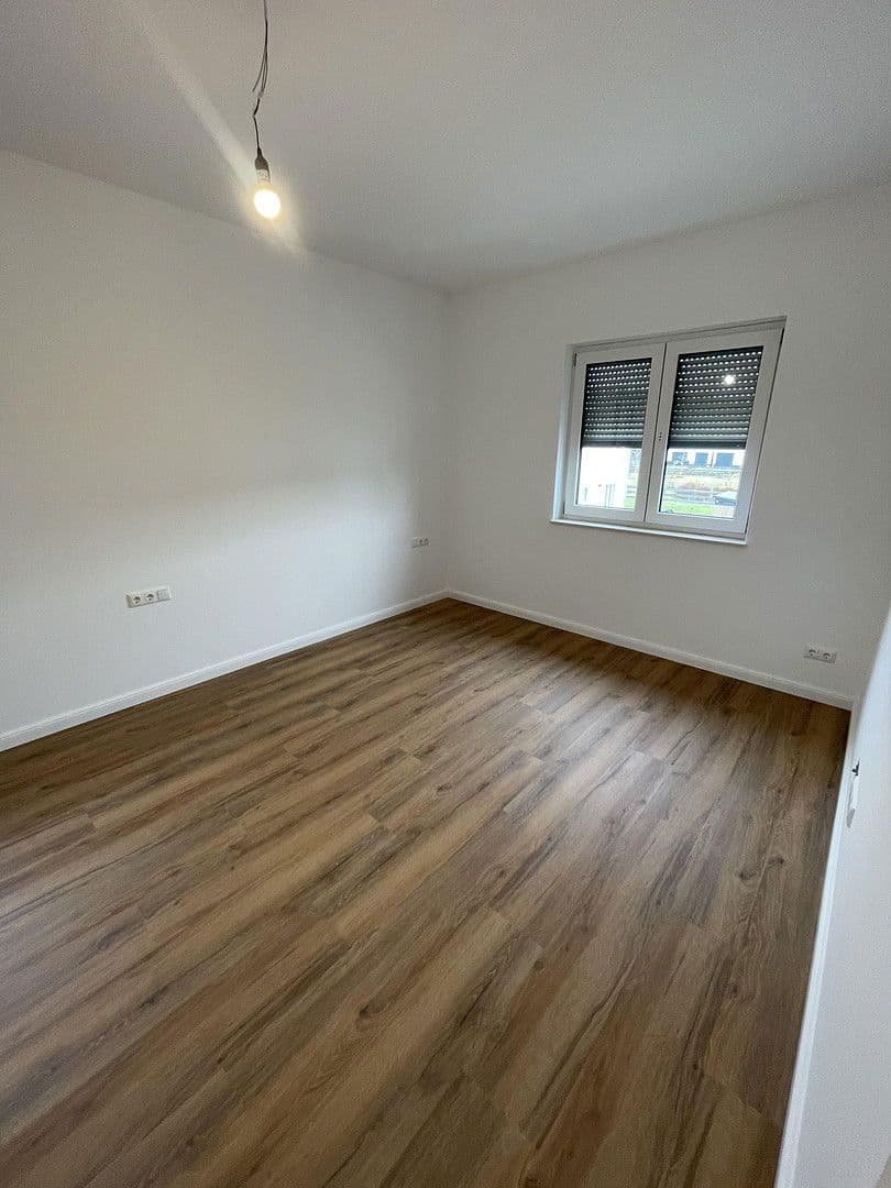 Pronájem domu 130 m², pozemek 300 m², Burgundstraße 22, Ludwigsfelde, Braniborsko Pronájem domu 130 m², pozemek 300 m², Burgundstraße 22, Ludwigsfelde, Braniborsko