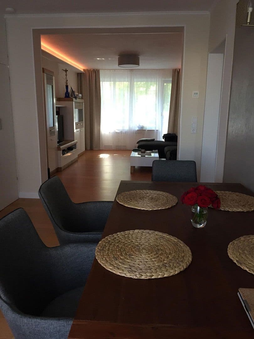 Prodej bytu 3+kk 83 m², Dortmund, Severní Porýní-Vestfálsko Prodej bytu 3+kk 83 m², Dortmund, Severní Porýní-Vestfálsko