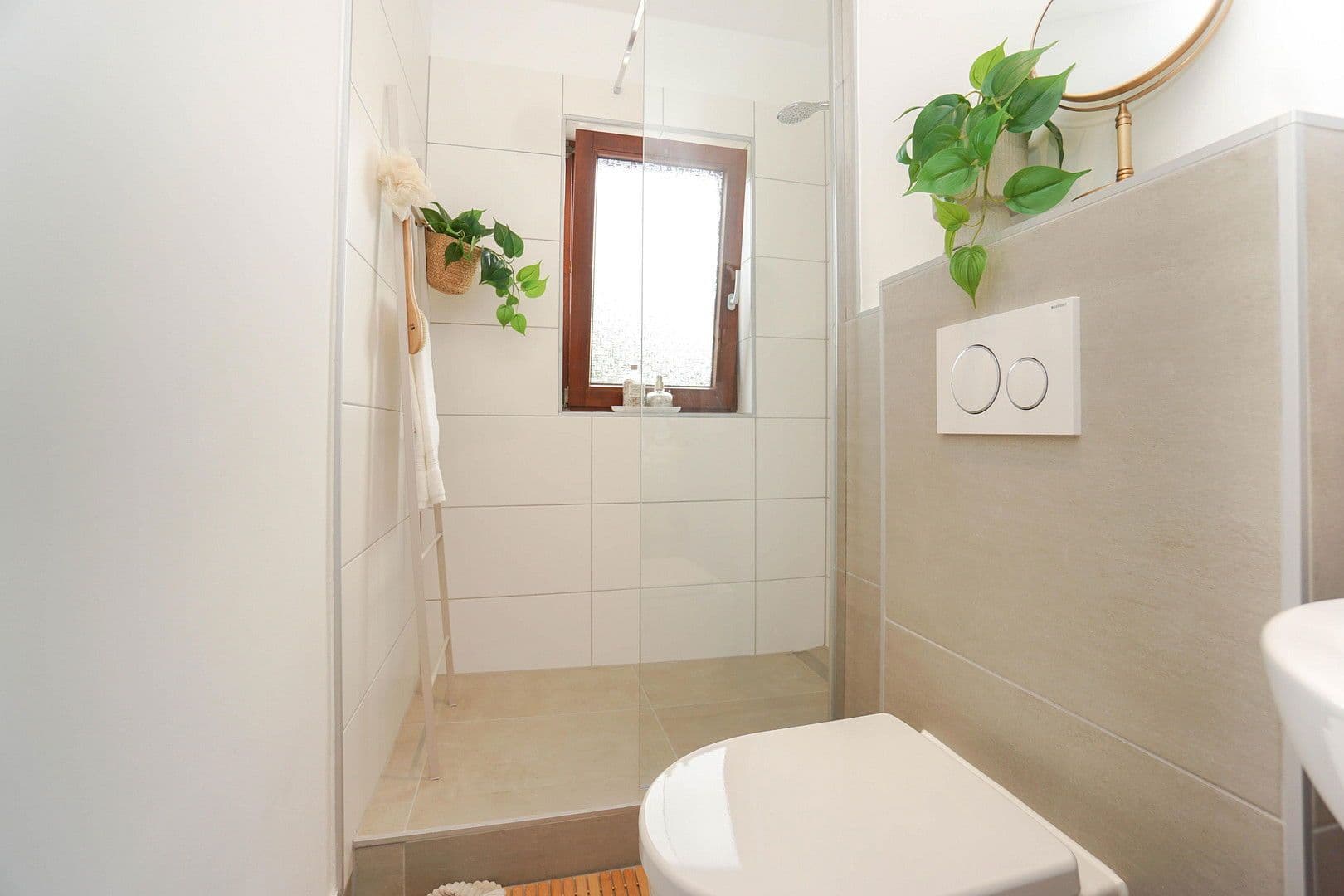 Prodej bytu 3+1 67 m², Bremen, Bremen Prodej bytu 3+1 67 m², Bremen, Bremen