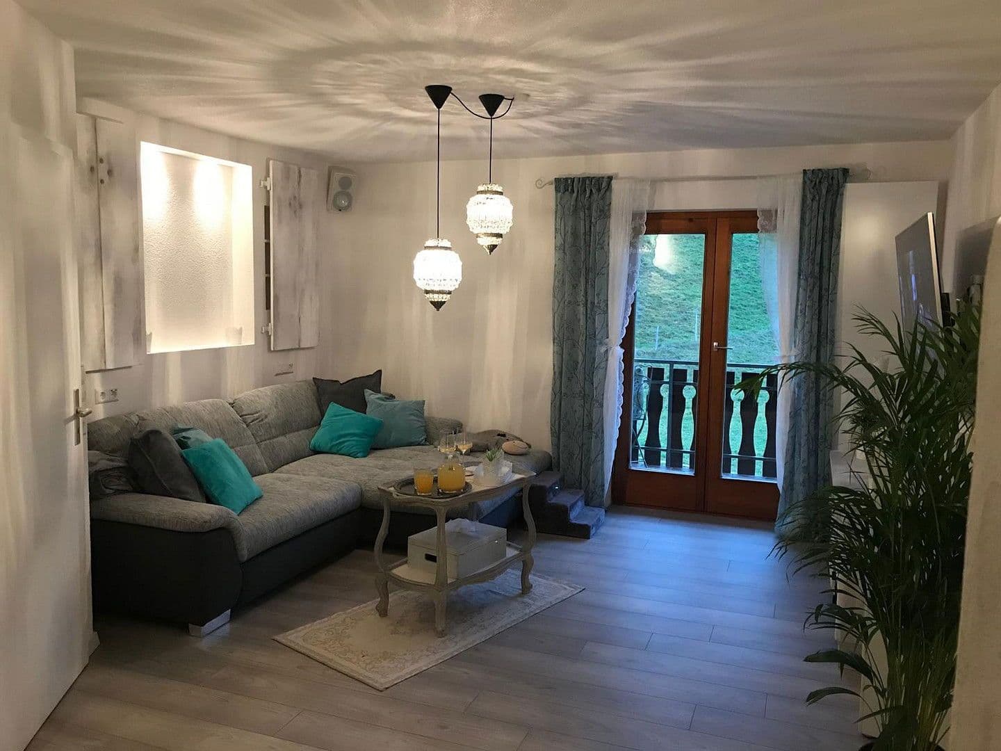 Prodej domu 180 m², pozemek 1.279 m², Malsburg-Marzell, Bádensko-Württembersko Prodej domu 180 m², pozemek 1.279 m², Malsburg-Marzell, Bádensko-Württembersko